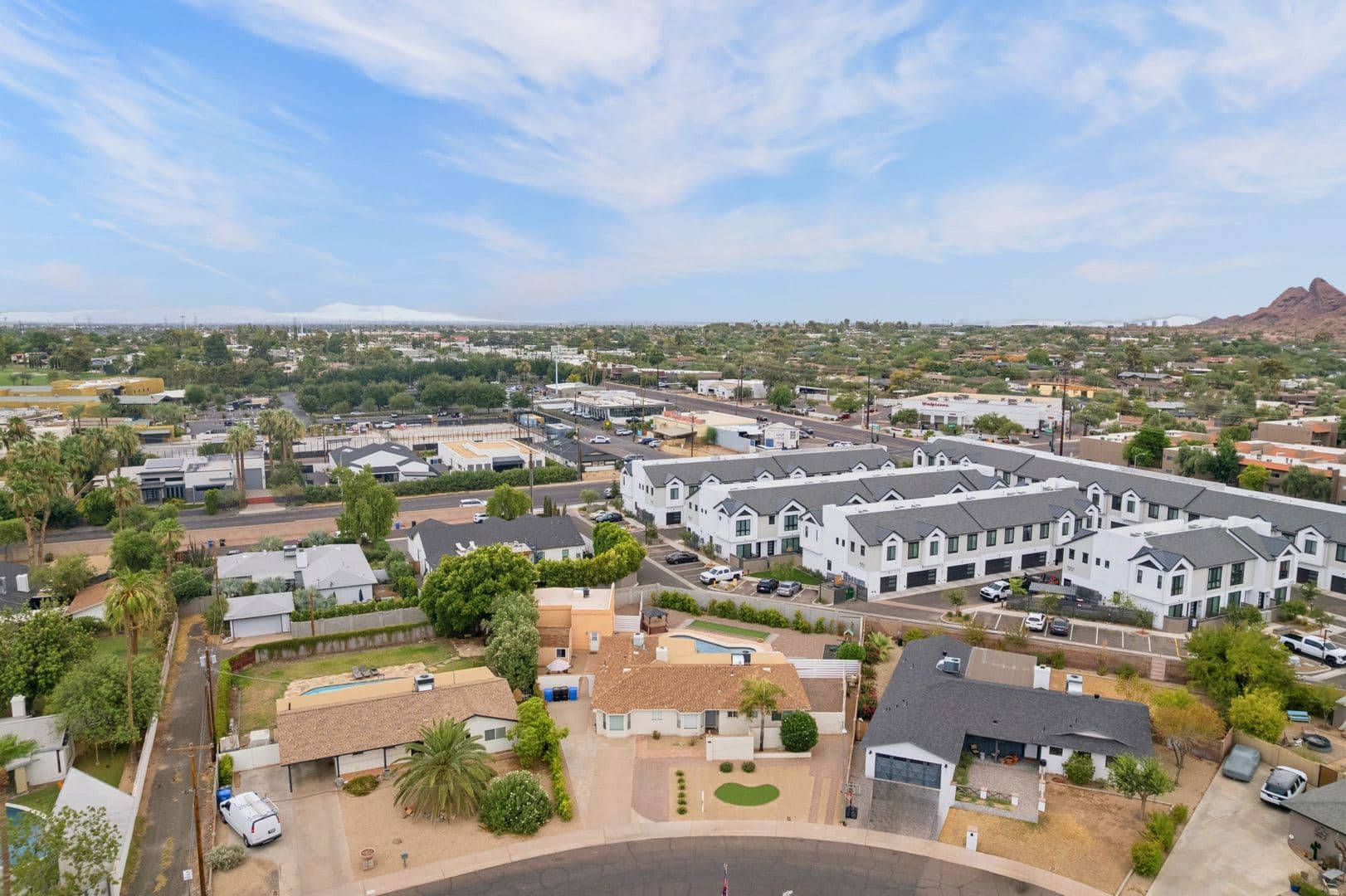 Phoenix Apartment: 2929 N. 55th Pl.