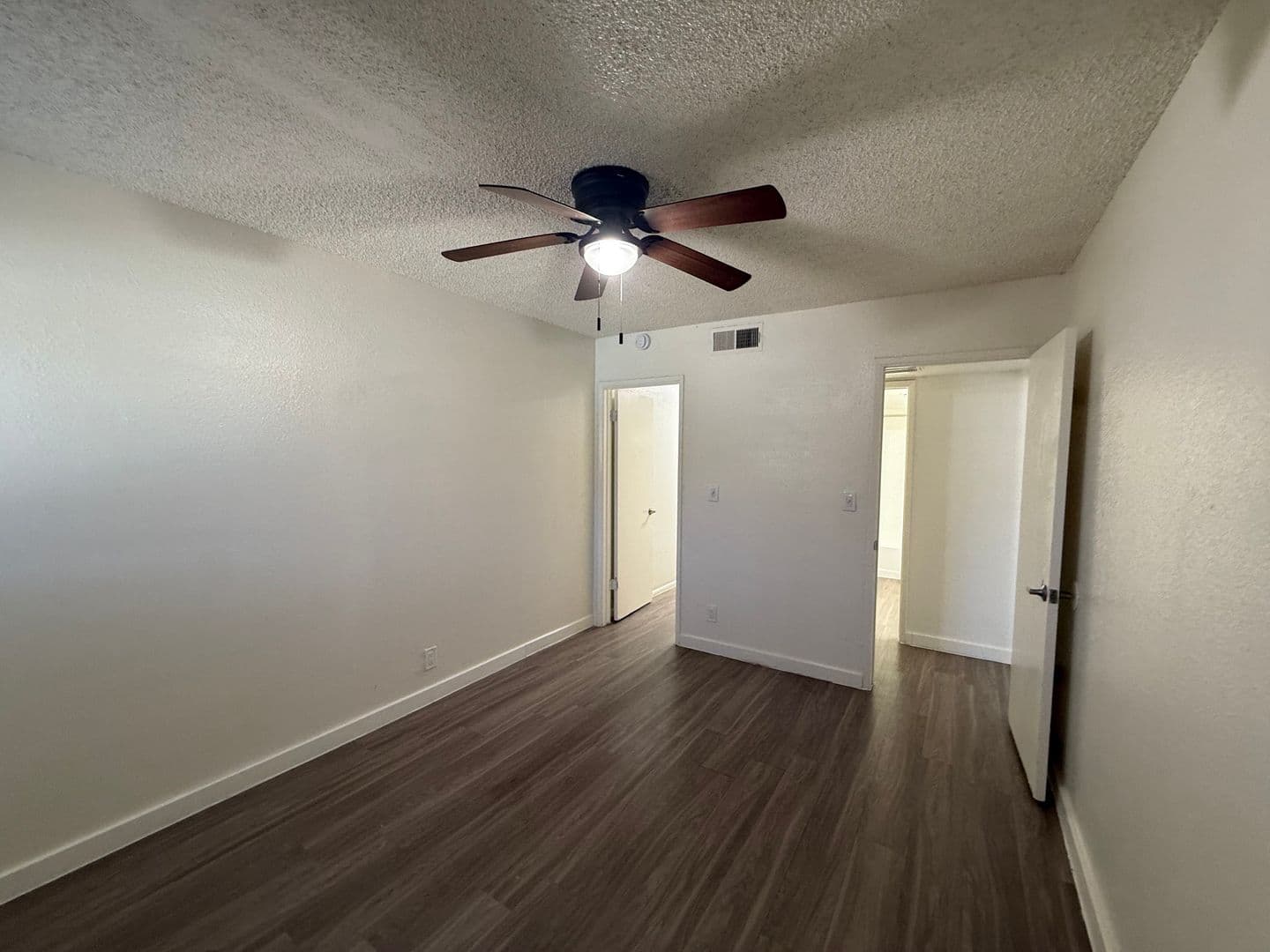 Phoenix Apartment: 2936 N 30th St
