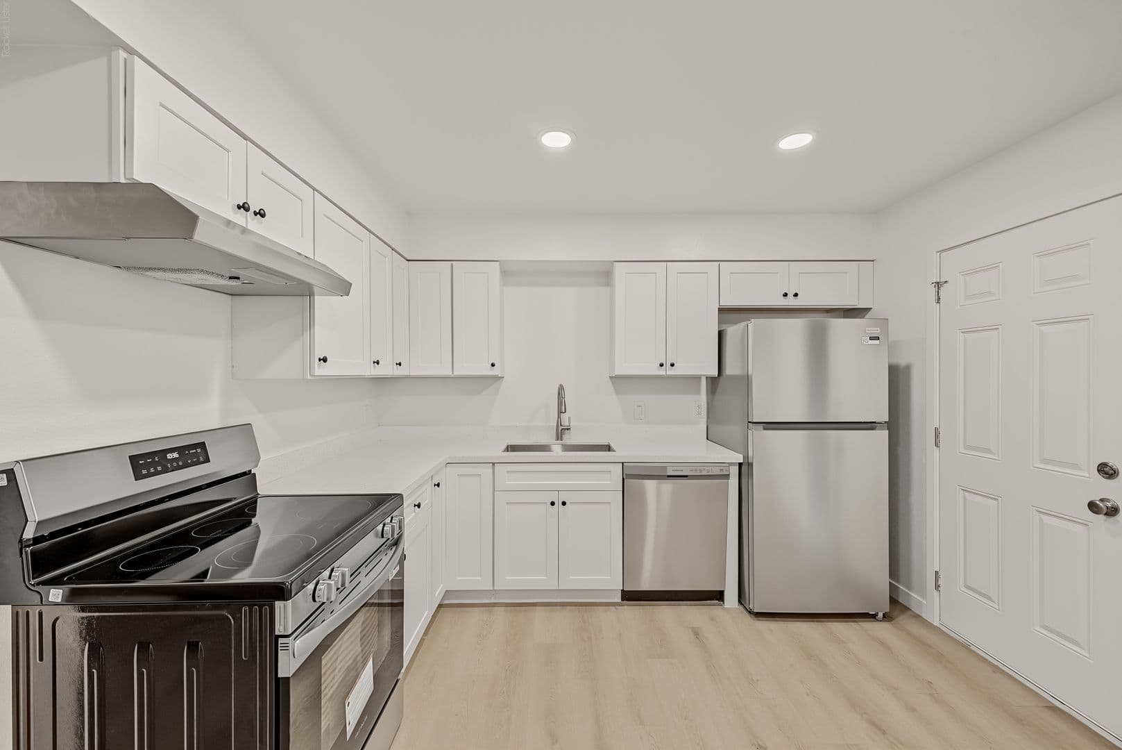 Phoenix Apartment: 3201 N. 36th St.