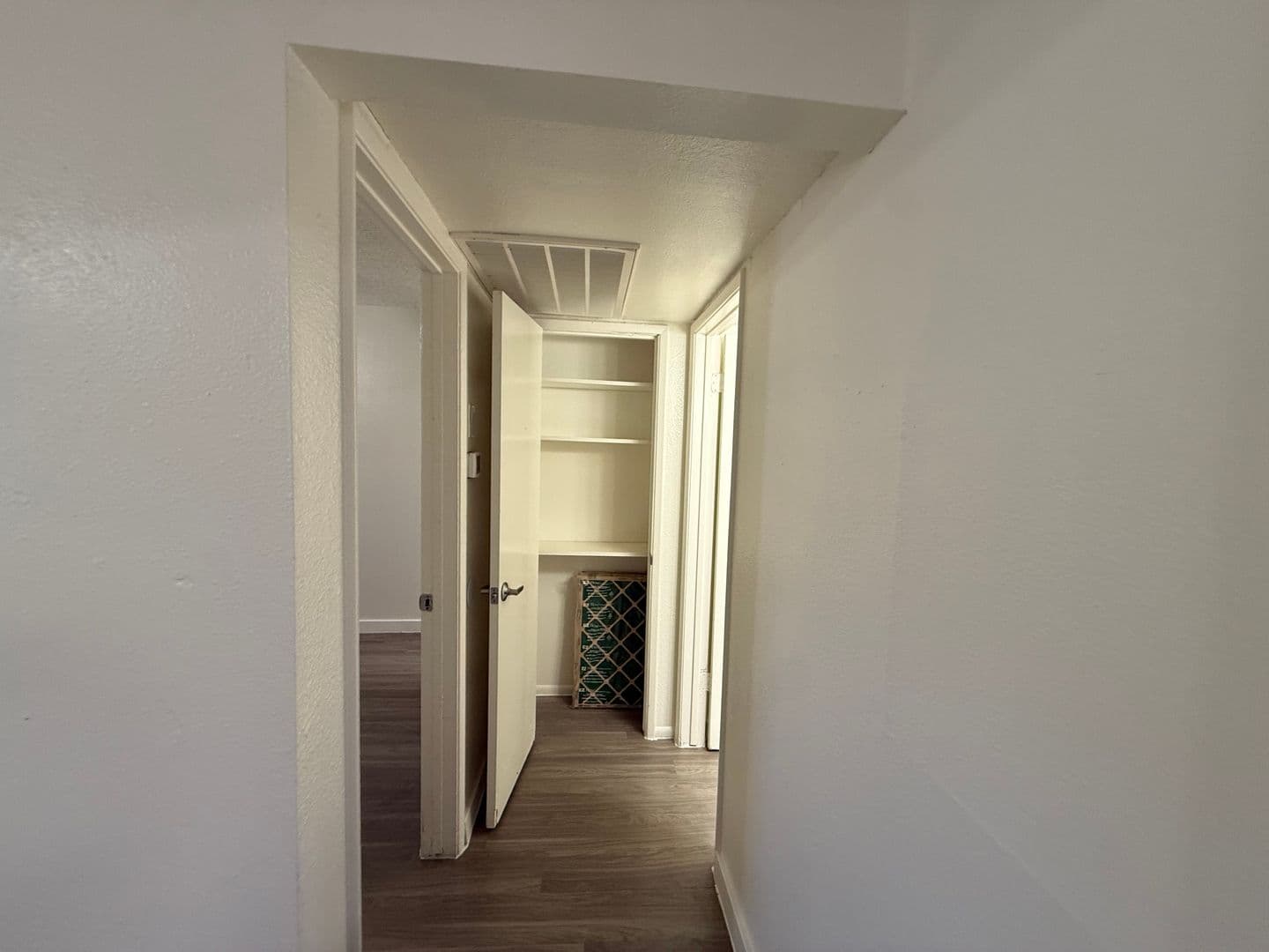 Phoenix Apartment: 2936 N 30th St
