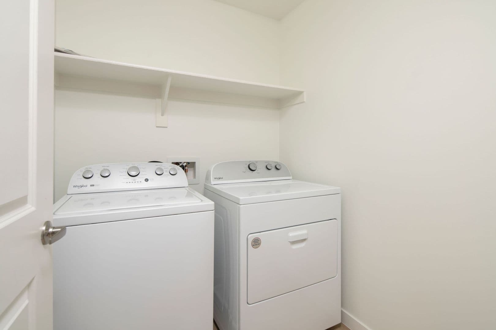 Phoenix Apartment: 1818 W Earll Dr
