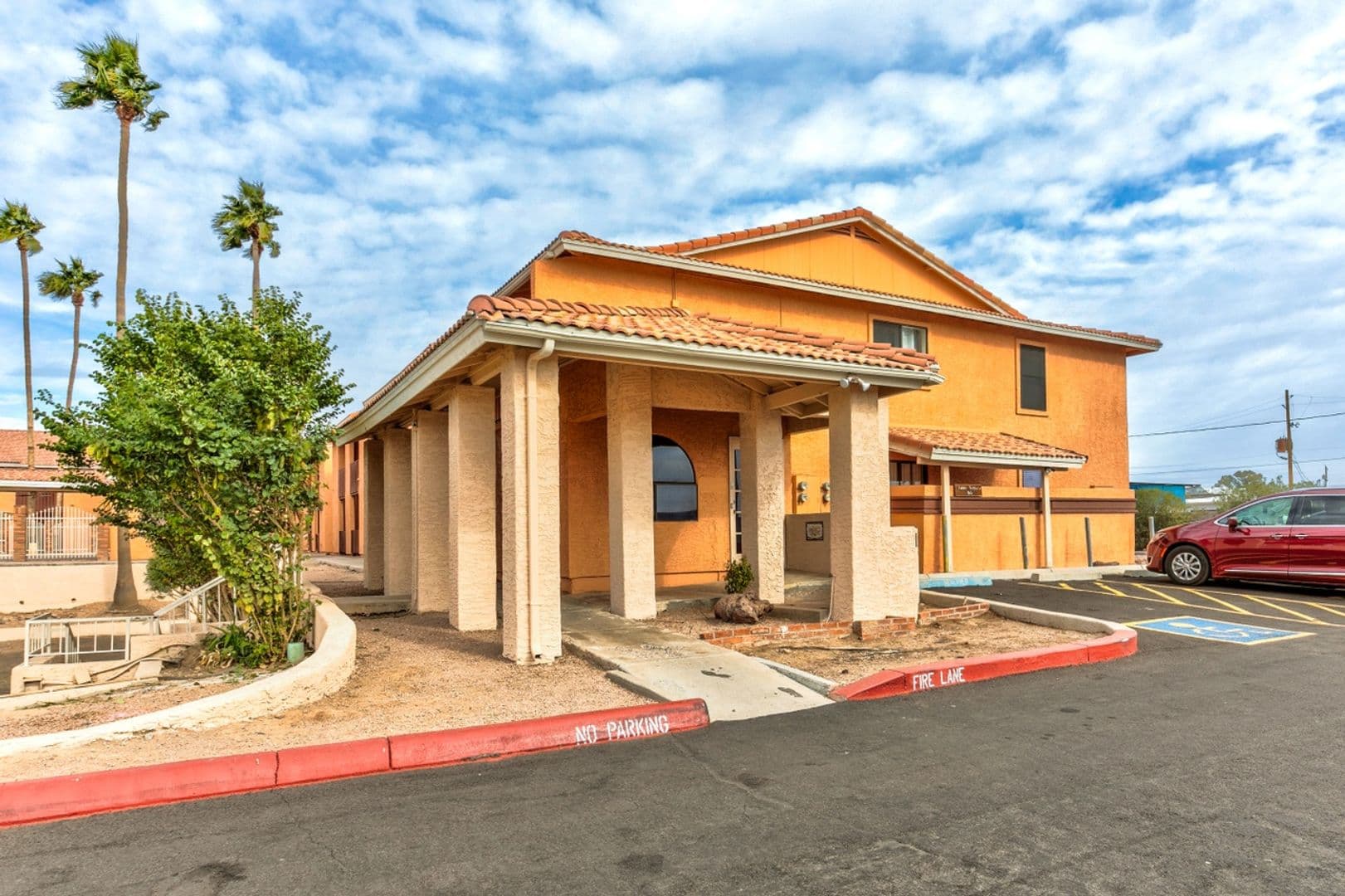 Mesa Apartment: 2020 N. Winterhaven