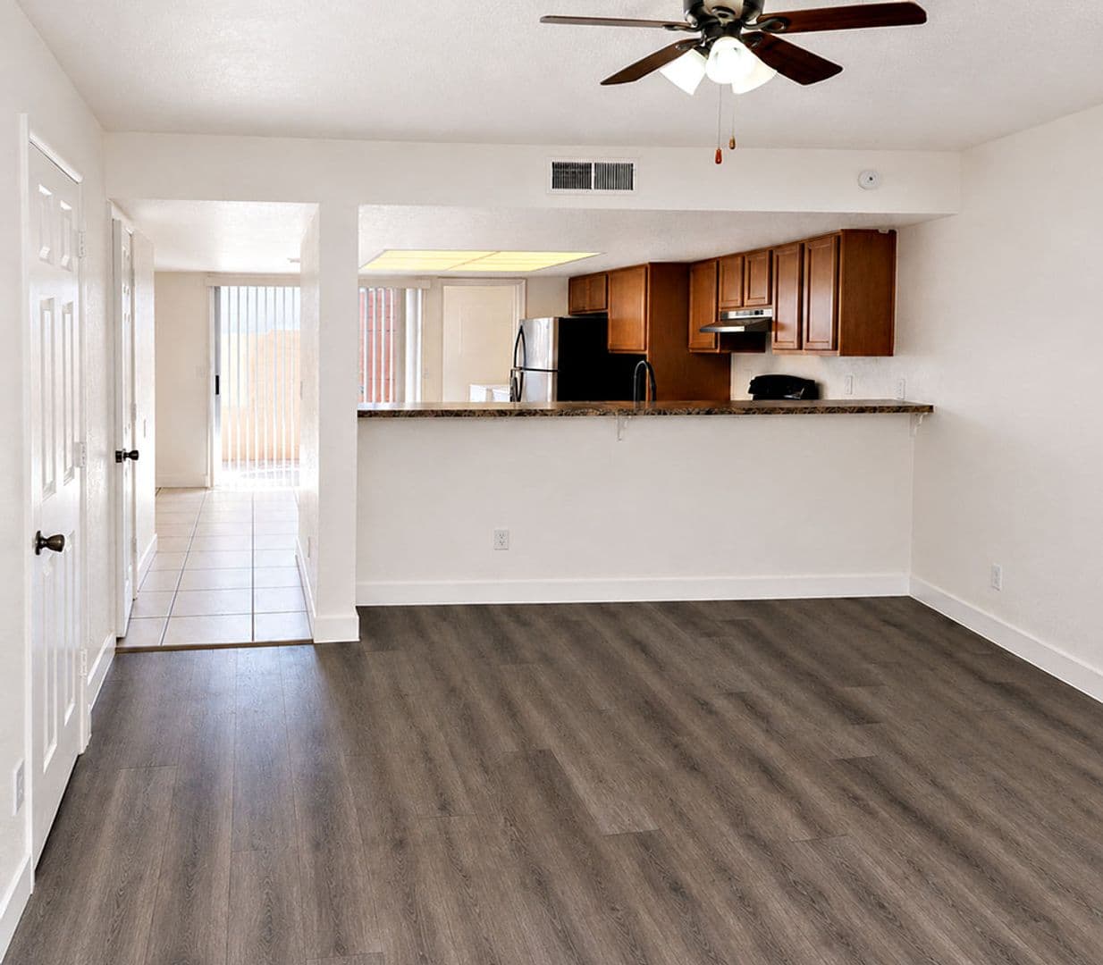 Glendale House: 4828 W. Orangewood Ave #131
