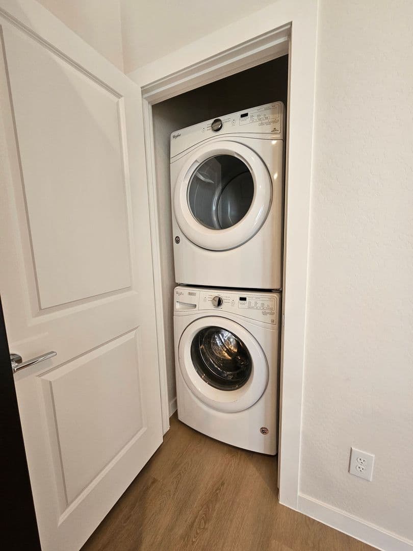 Mesa Apartment: 2340 E McKellips Rd