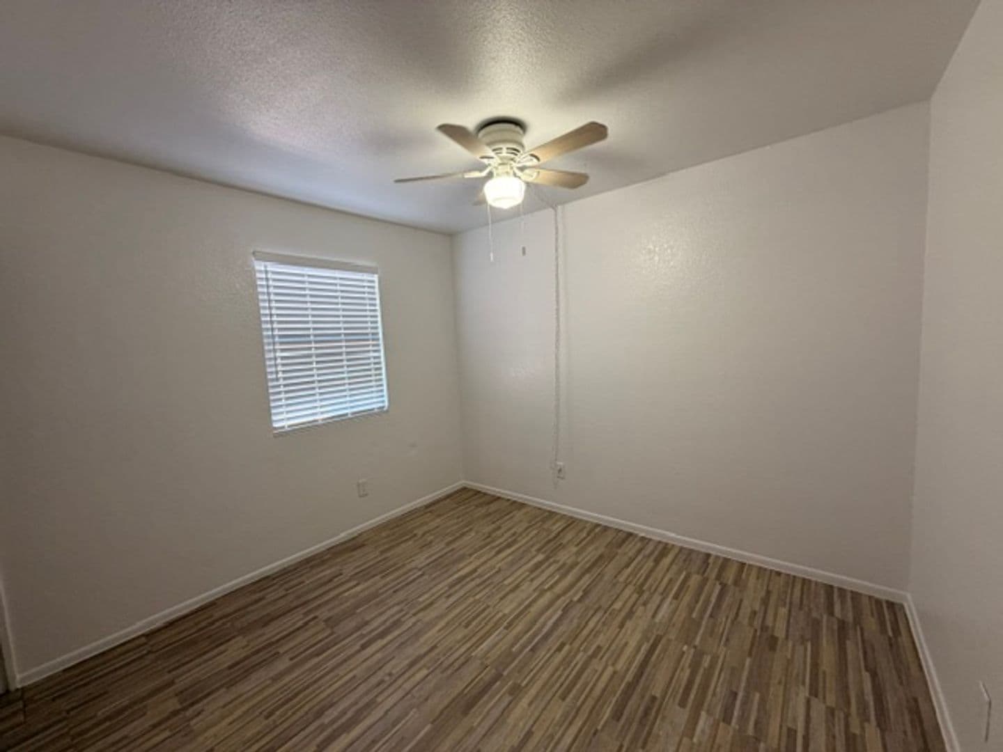 Tempe Apartment: 1370 S. Price Rd.