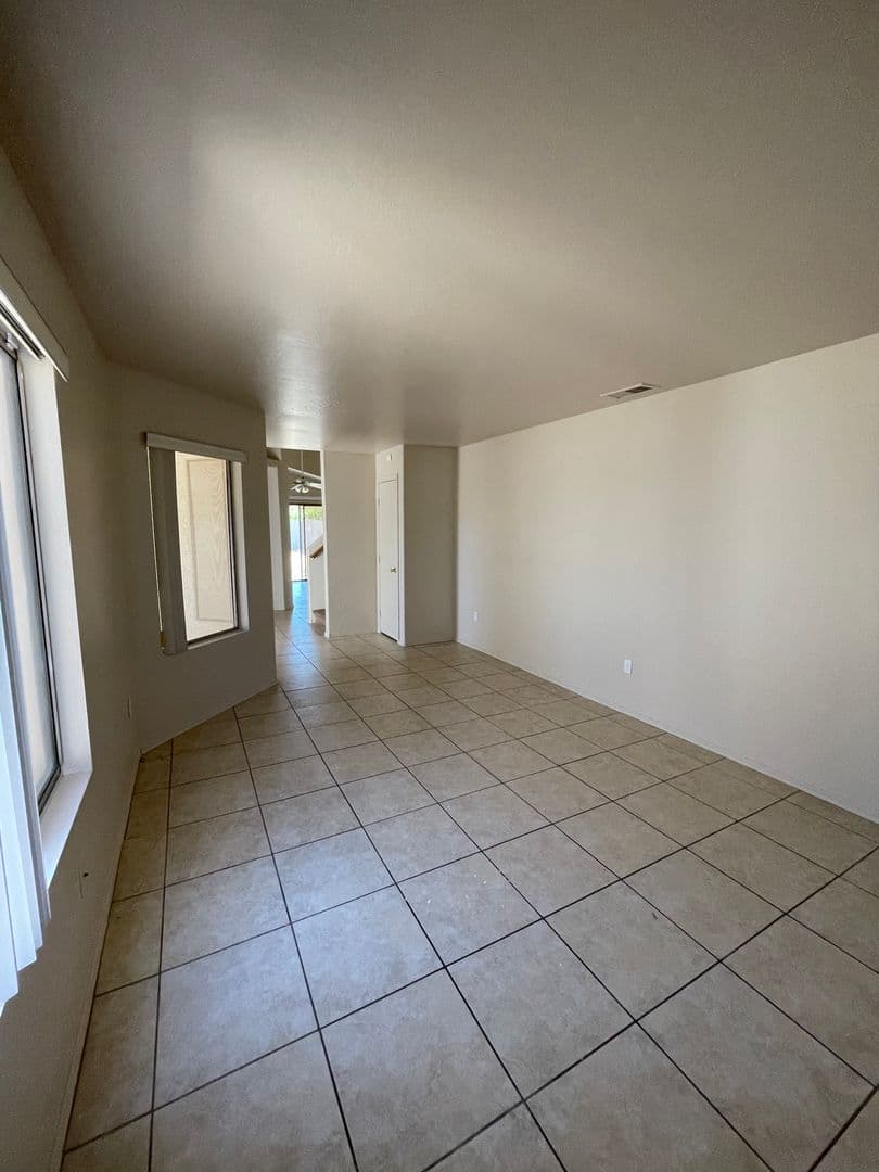 Glendale House: 5311 N. 104th Dr.
