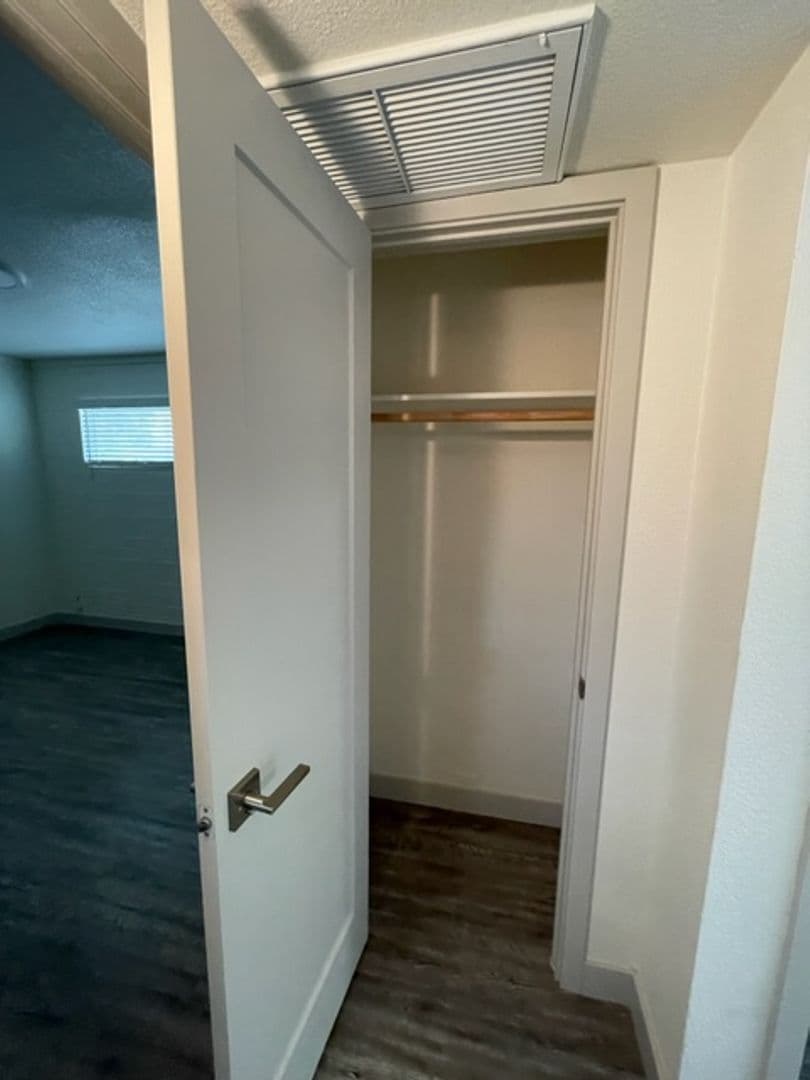 Scottsdale Apartment: 3031 N. 69th Pl. - 04