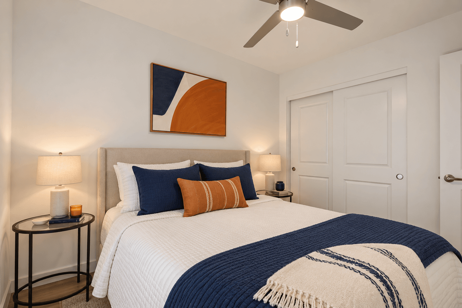Phoenix Apartment: 1818 W Earll Dr