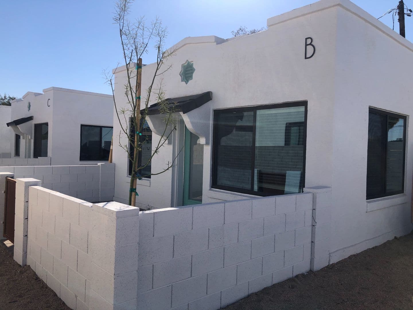 Phoenix Apartment: 725 W. Mckinley St.