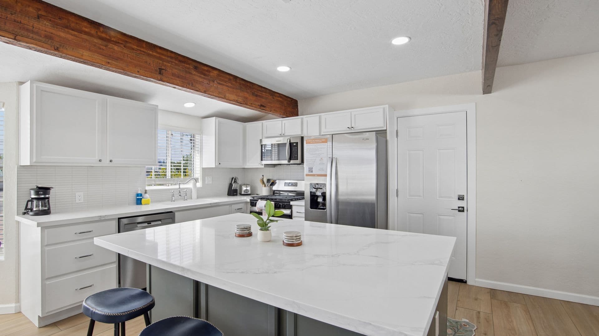 Phoenix Apartment: 2929 N. 55th Pl.