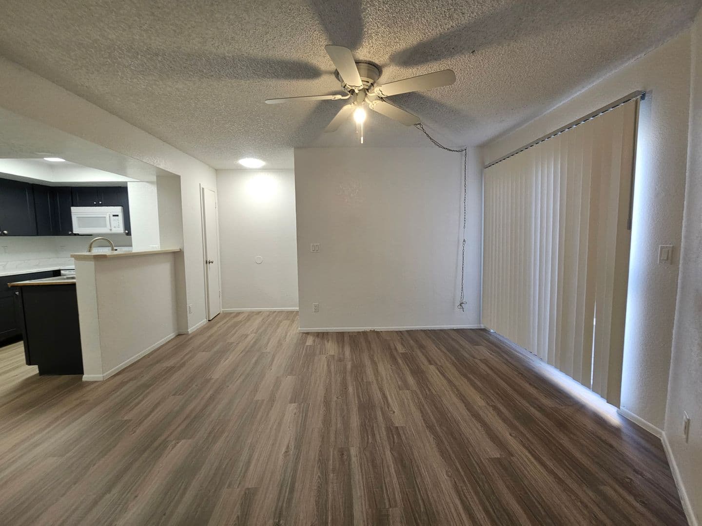 Tempe Apartment: 1370 S. Price Rd.