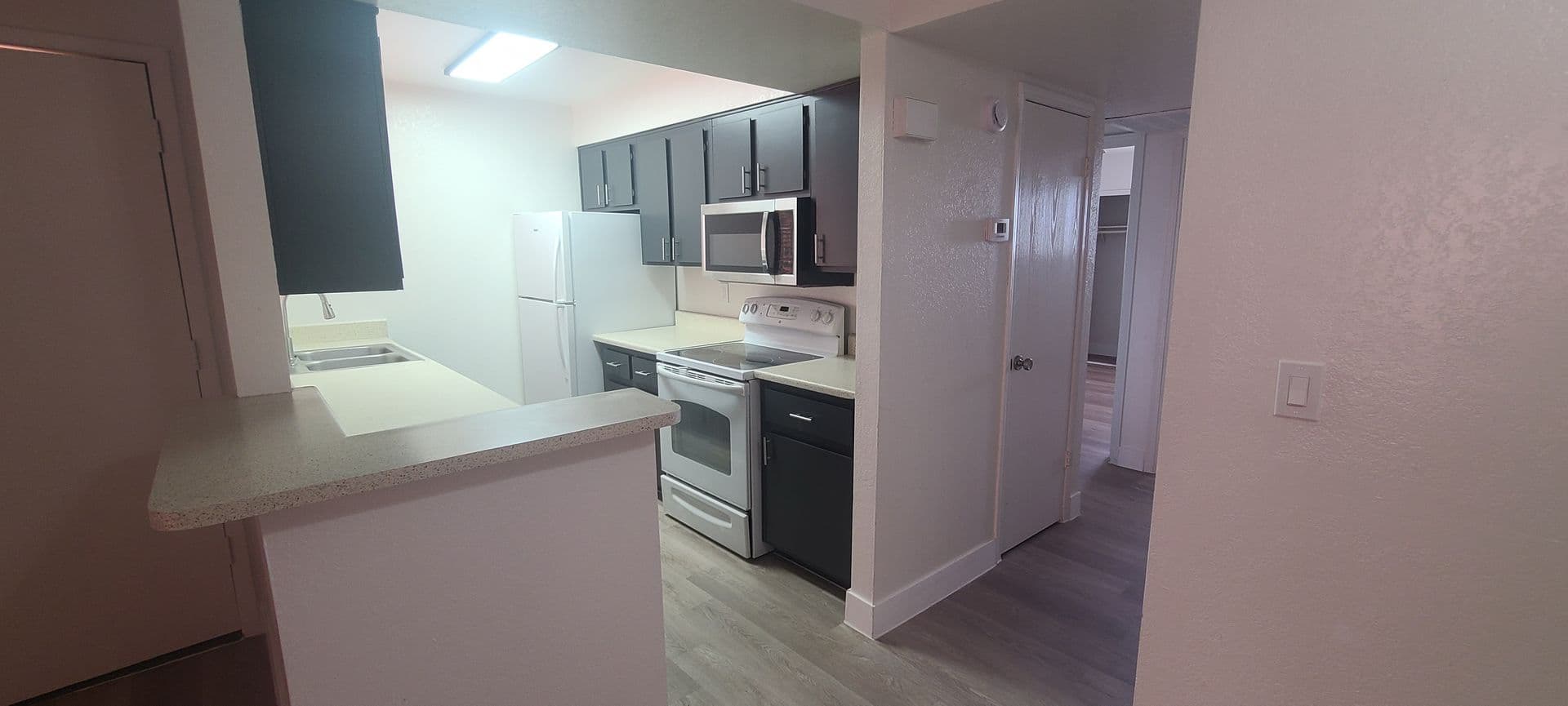 Mesa Apartment: 2020 N. Winterhaven