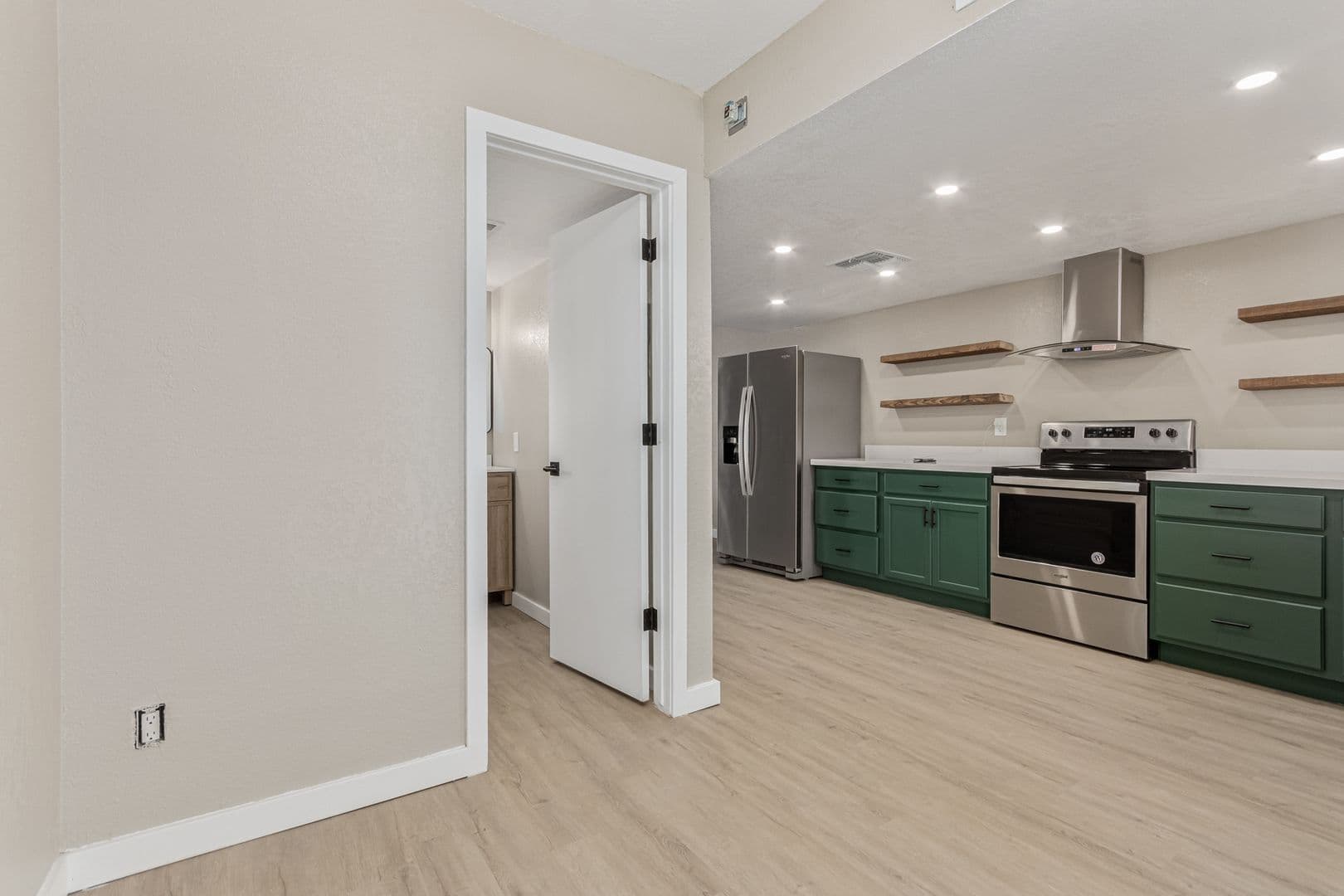 Tempe Apartment: 736 S Farmer Ave