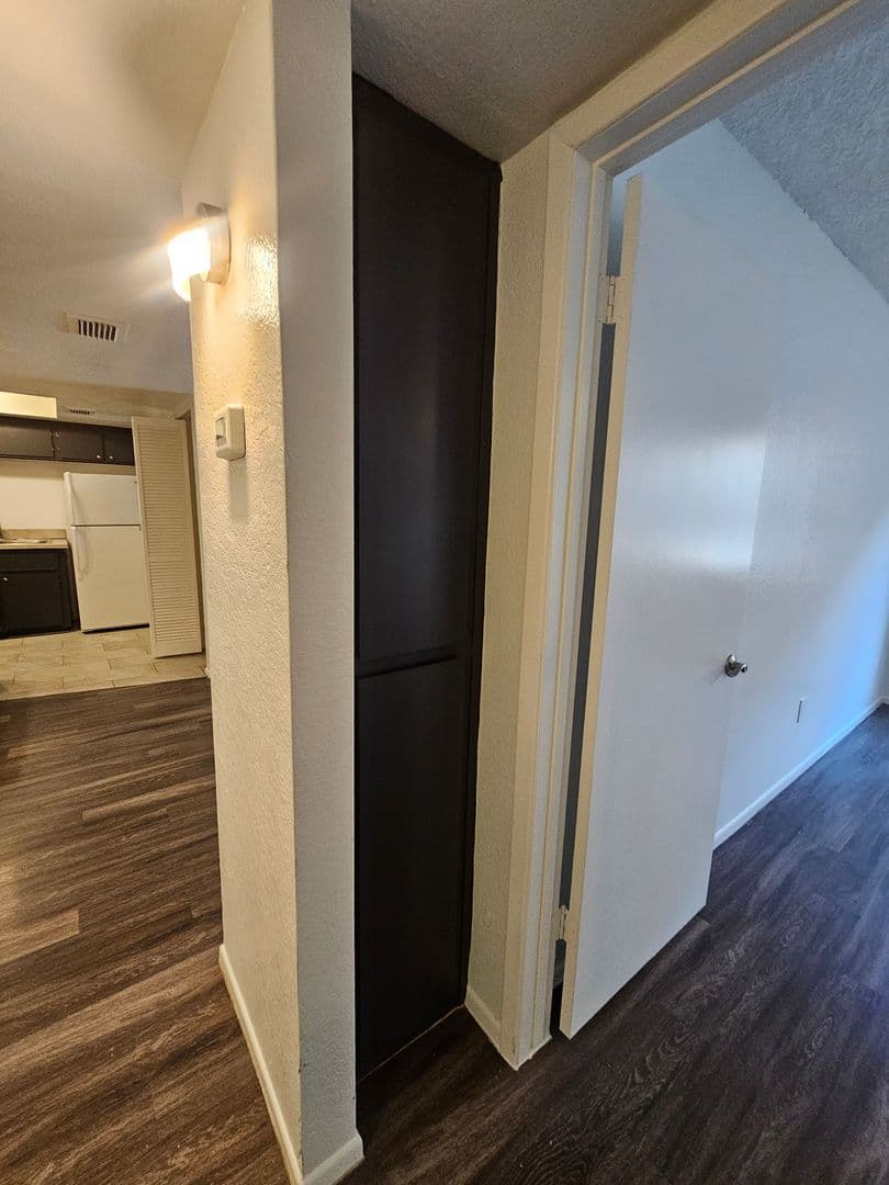 Scottsdale House: 8155 E Roosevelt St #133