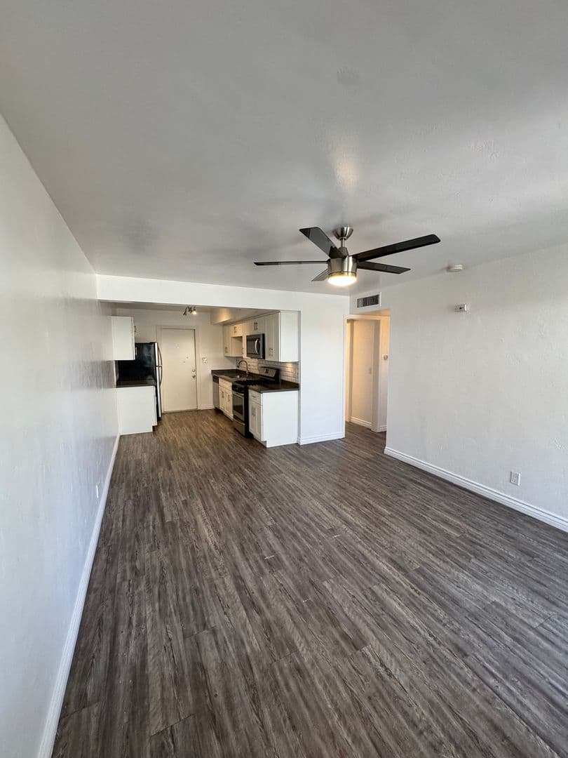 Phoenix Apartment: 3526 E Montecito Ave