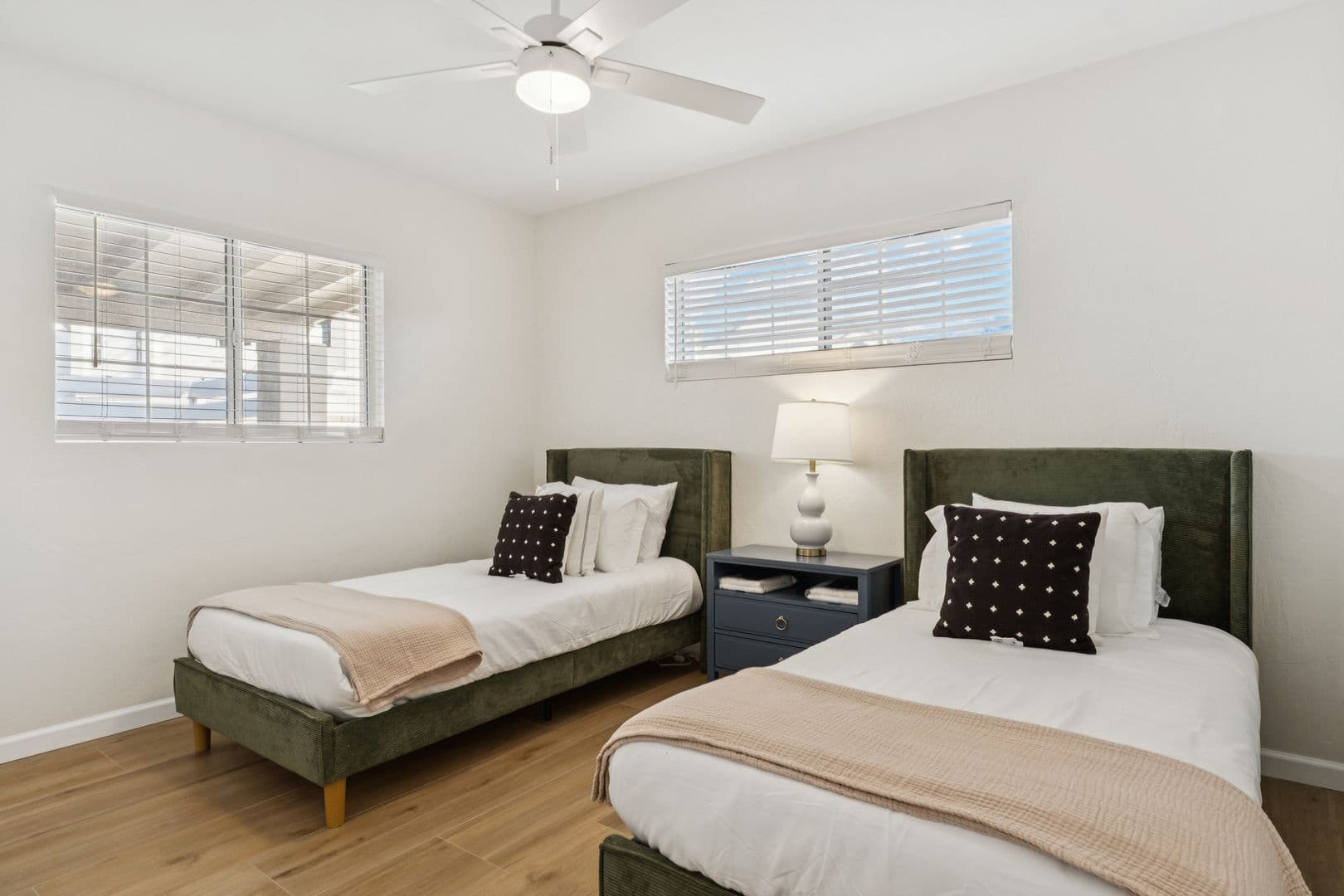Phoenix Apartment: 2929 N. 55th Pl.