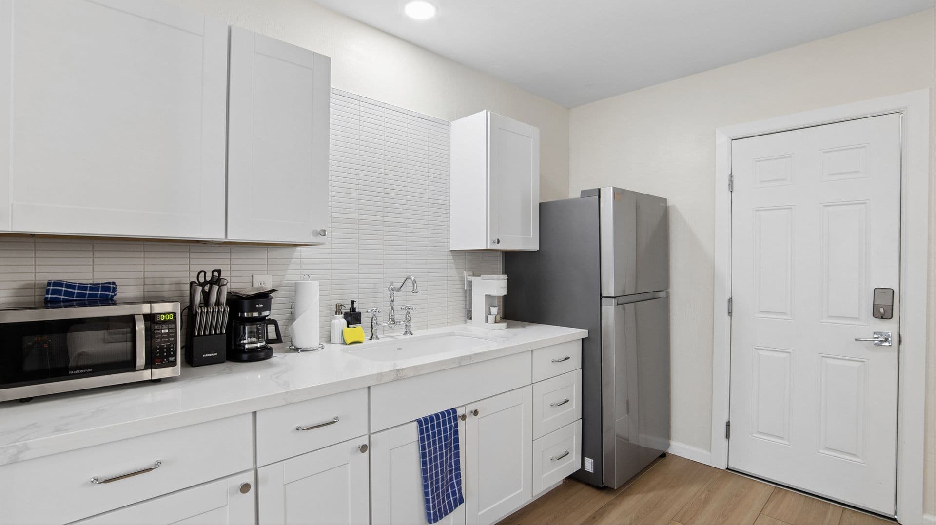 Phoenix Apartment: 2929 N. 55th Pl.