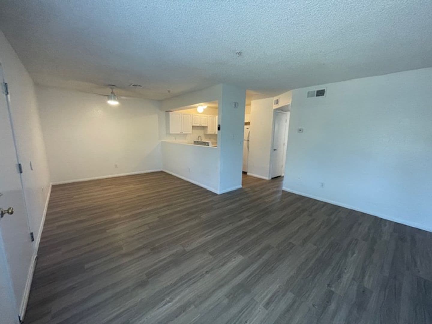 Chandler Apartment: 651 E. Commonwealth