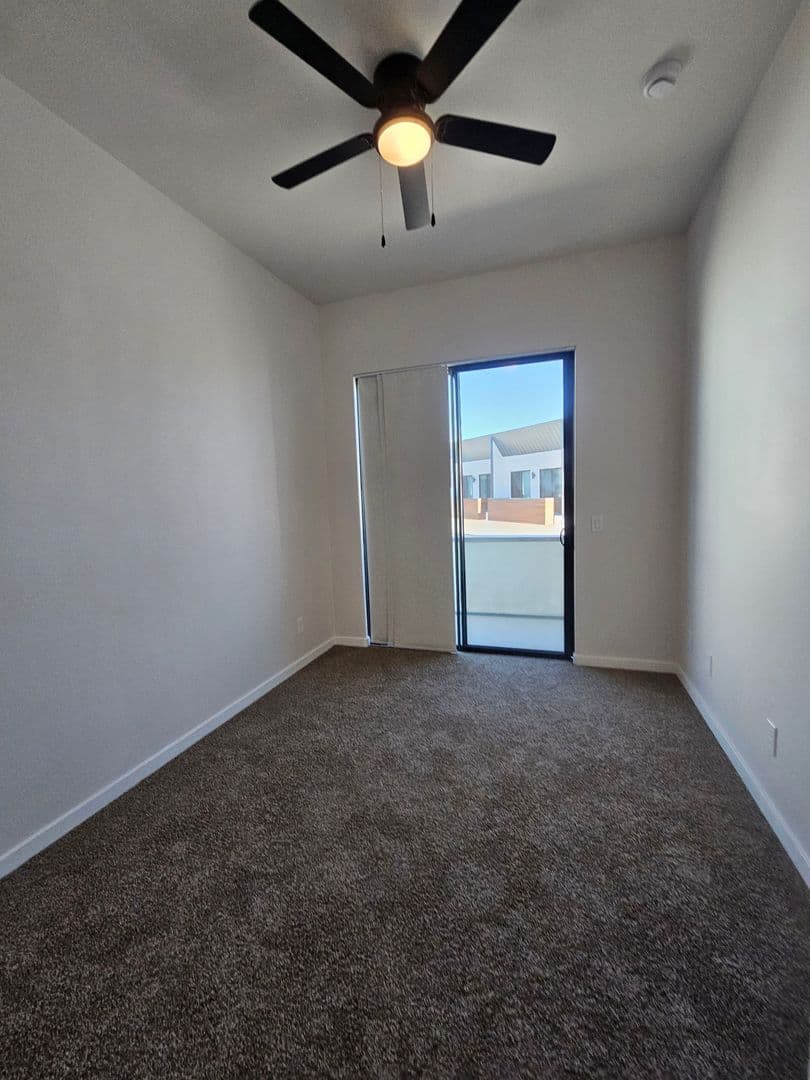 Mesa Apartment: 2340 E McKellips Rd