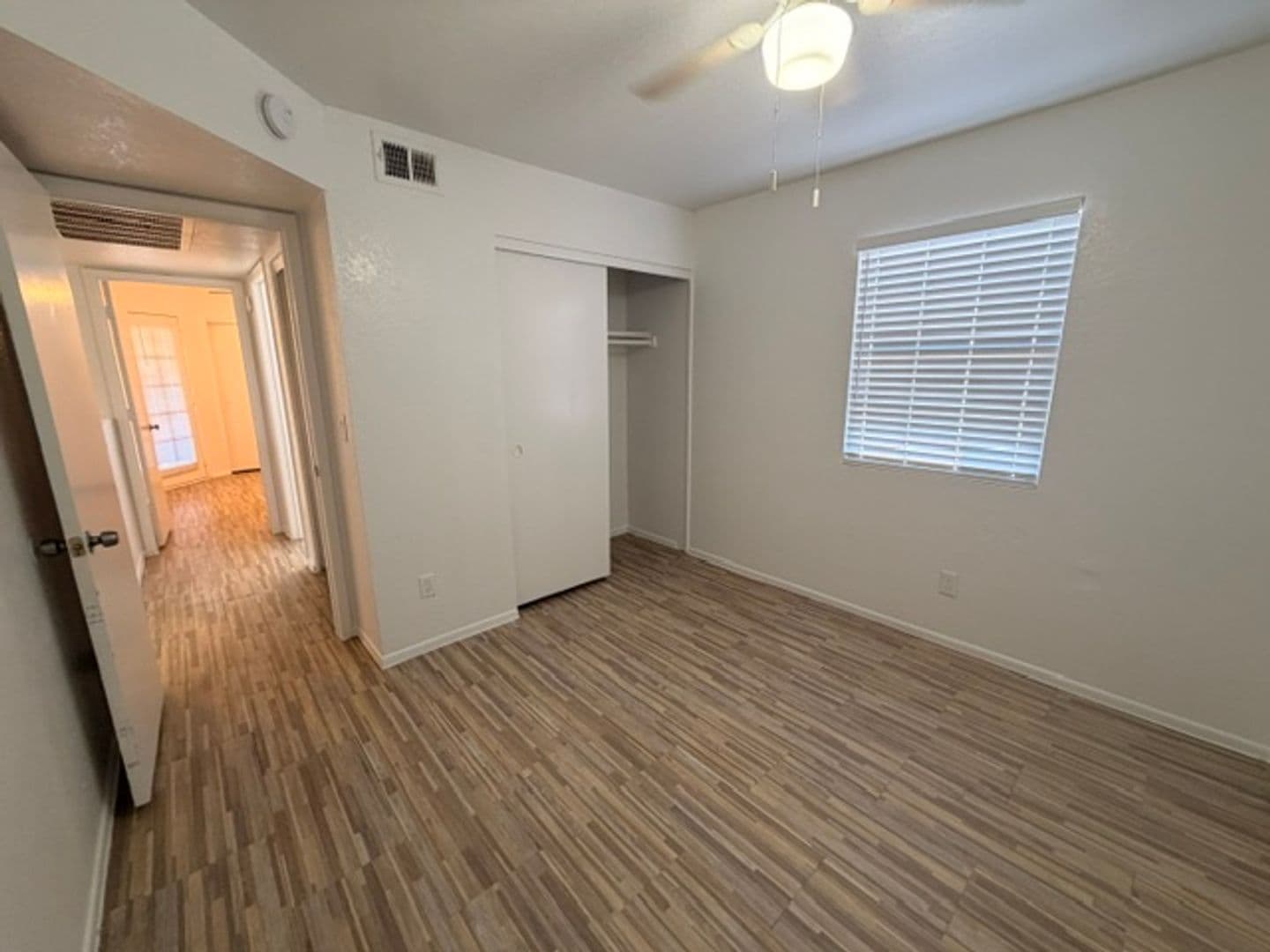 Tempe Apartment: 1370 S. Price Rd.