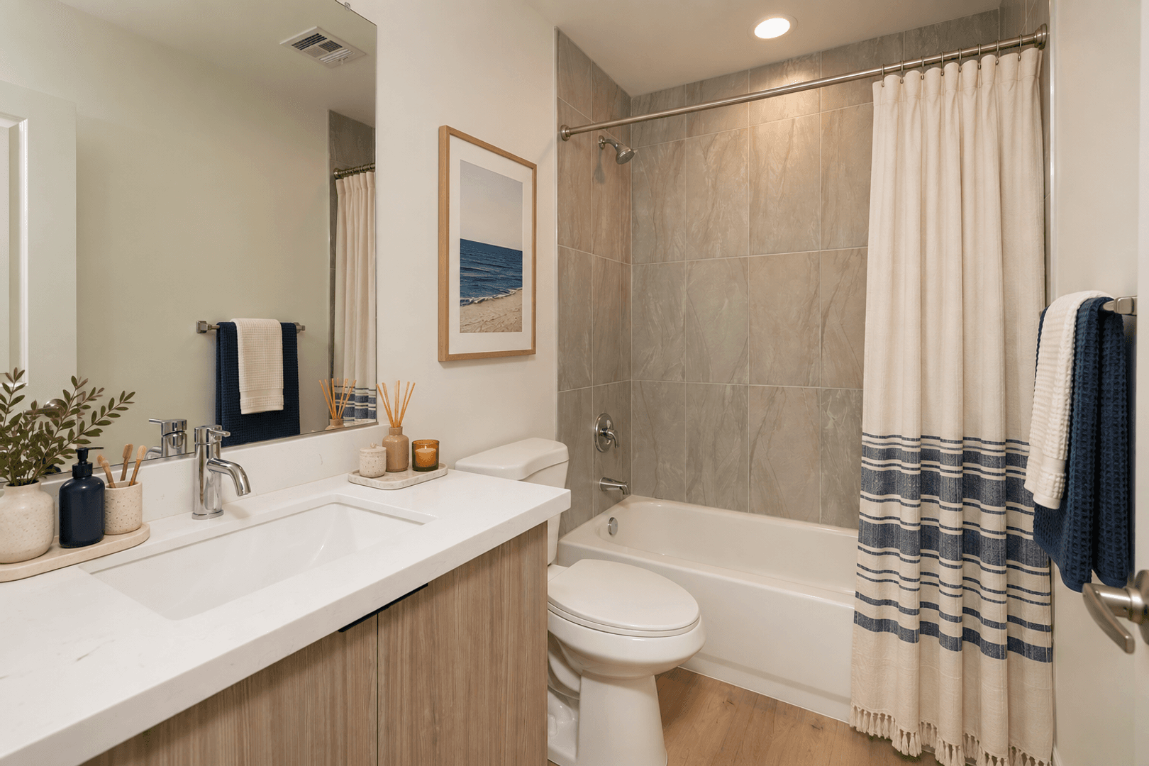 Phoenix Apartment: 1818 W Earll Dr