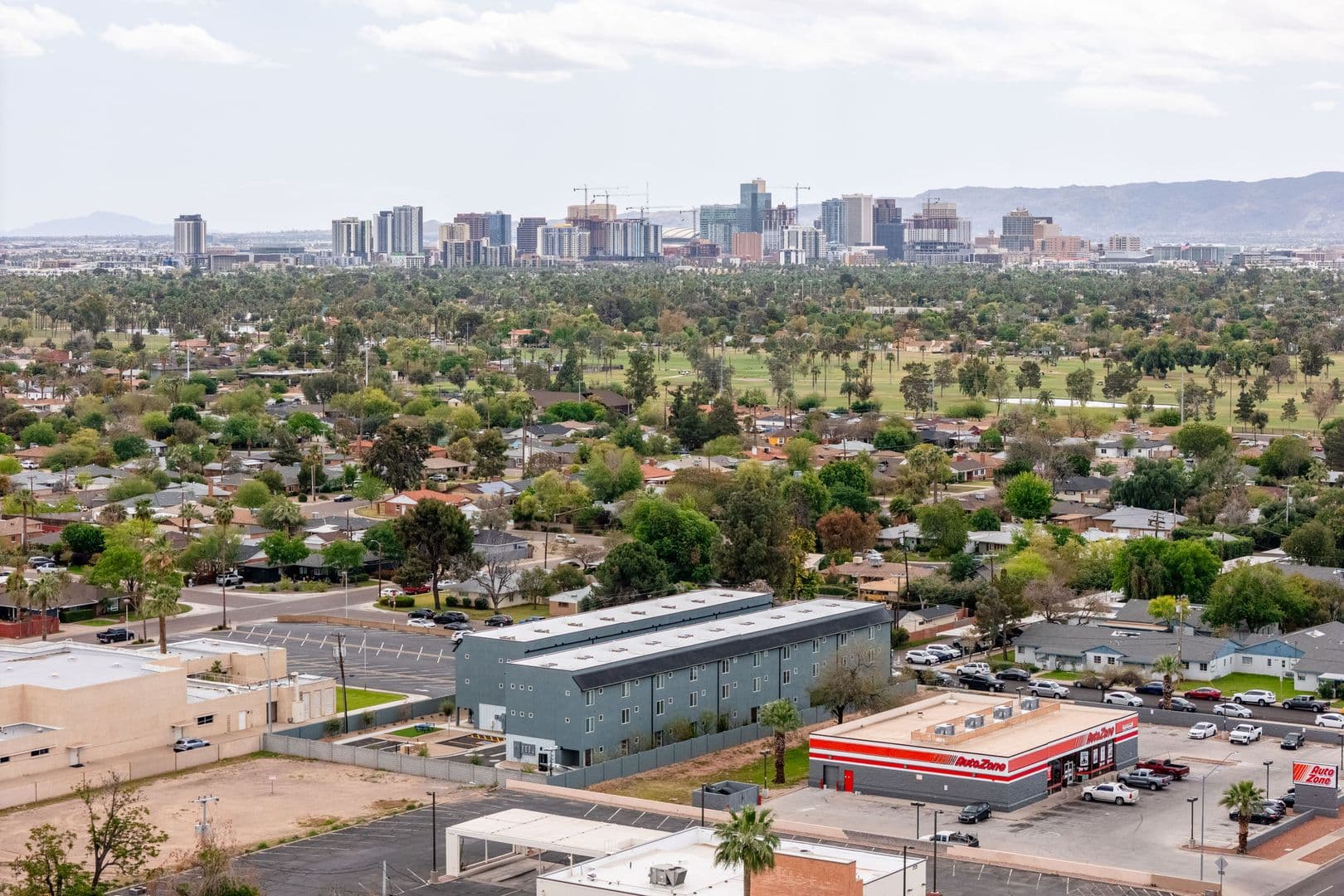 Phoenix Apartment: 1818 W Earll Dr