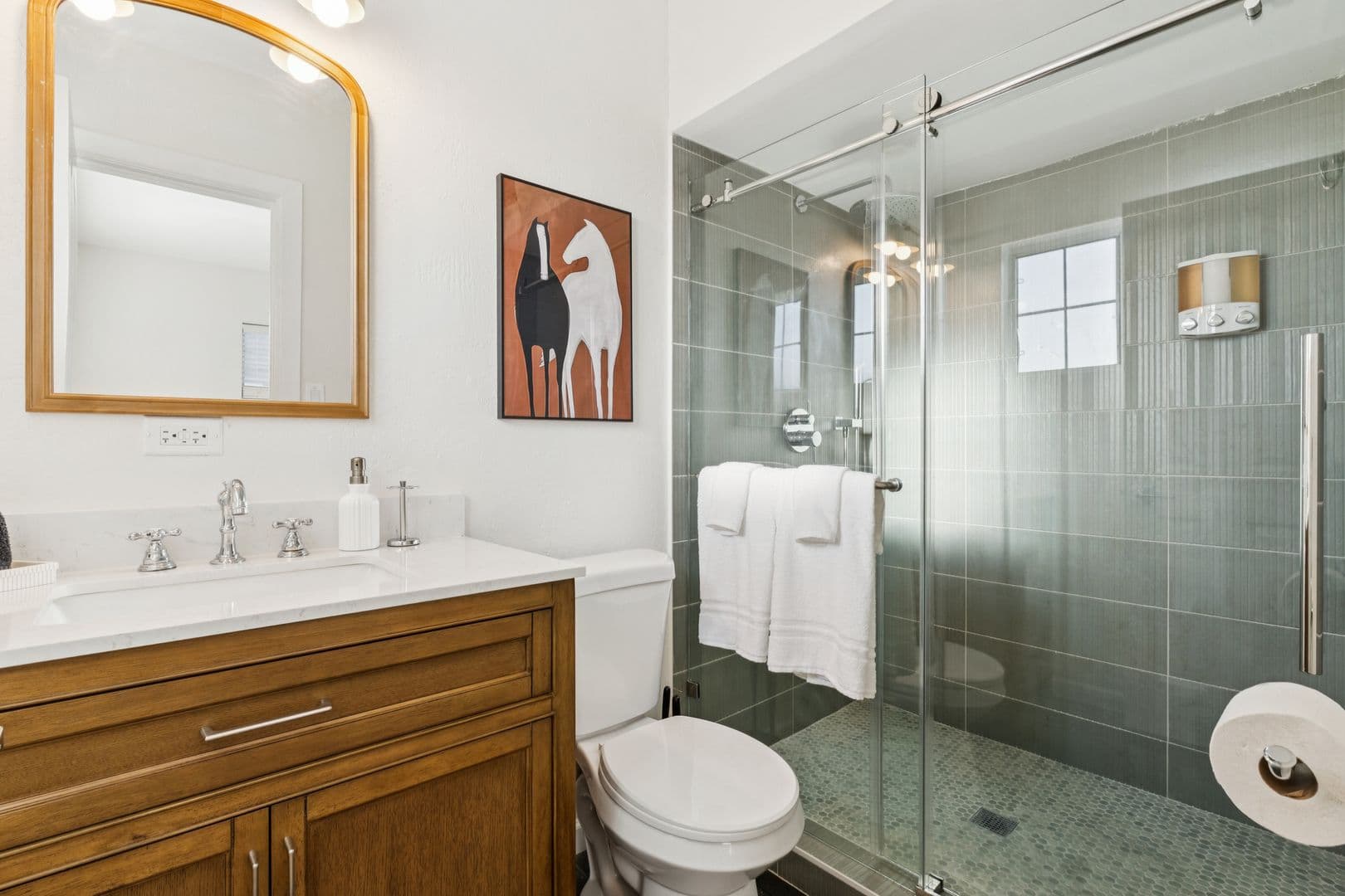 Phoenix Apartment: 2929 N. 55th Pl.