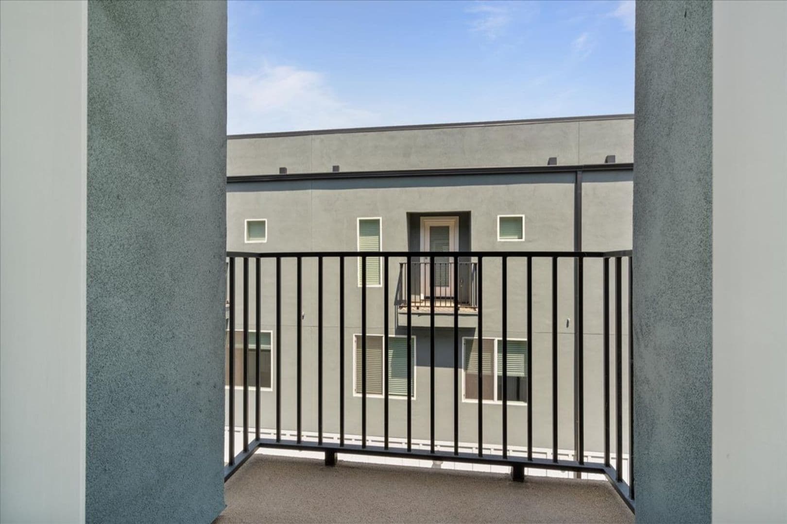 Phoenix Apartment: 1818 W Earll Dr