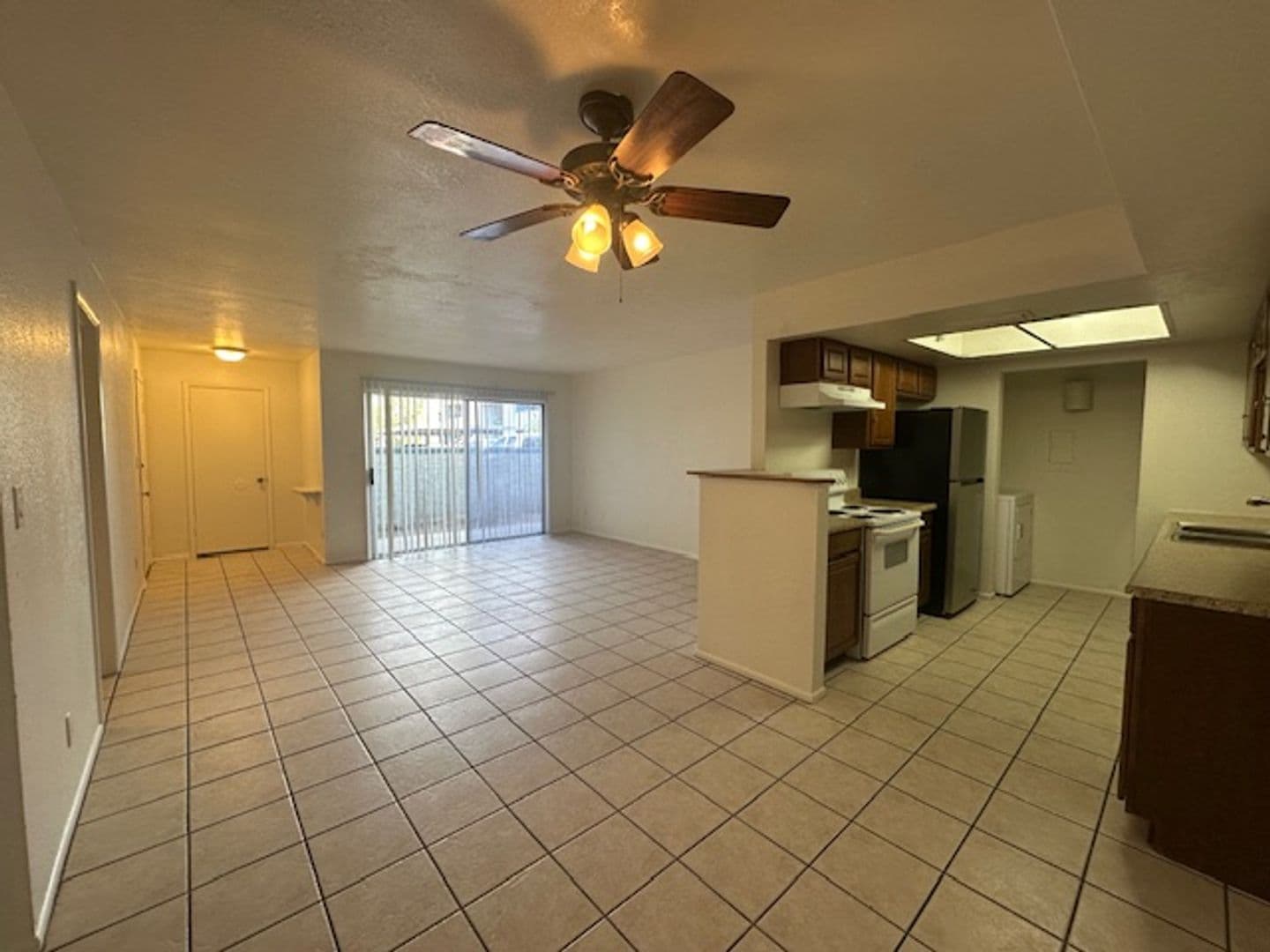 Glendale House: 4608 W Maryland Ave #113