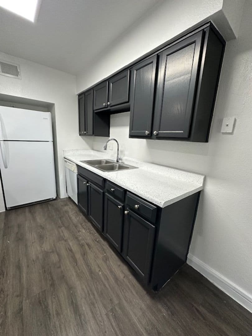 Tempe Apartment: 910 E. Lemon Street