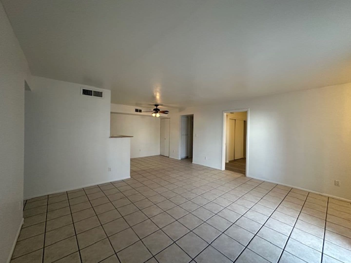 Glendale House: 4608 W Maryland Ave #113