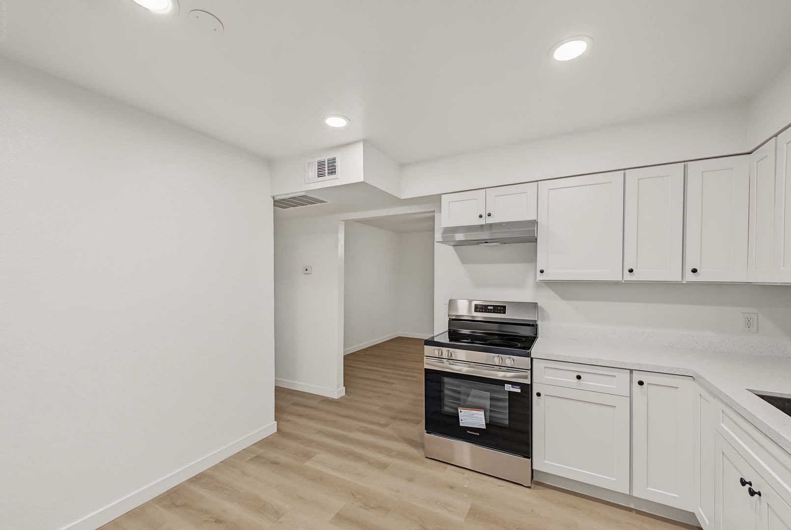 Phoenix Apartment: 3201 N. 36th St.