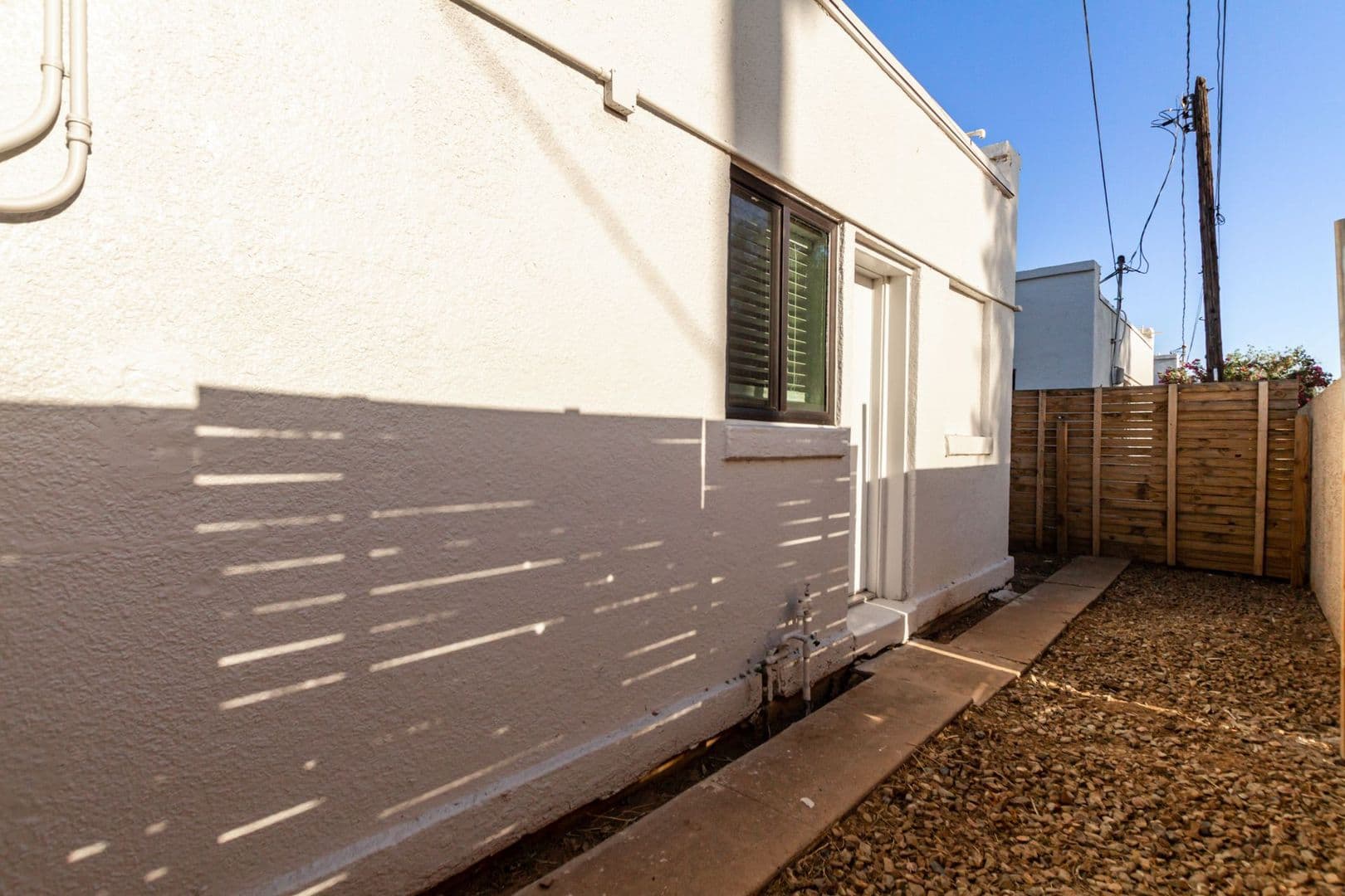 Phoenix Apartment: 725 W. Mckinley St.