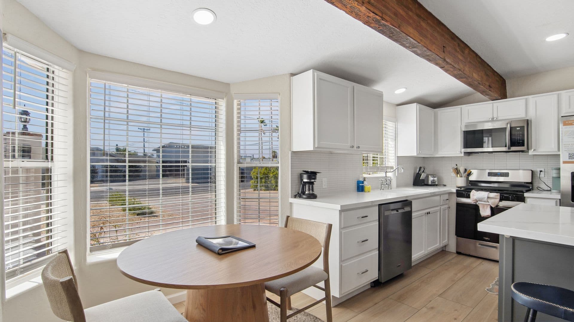 Phoenix Apartment: 2929 N. 55th Pl.
