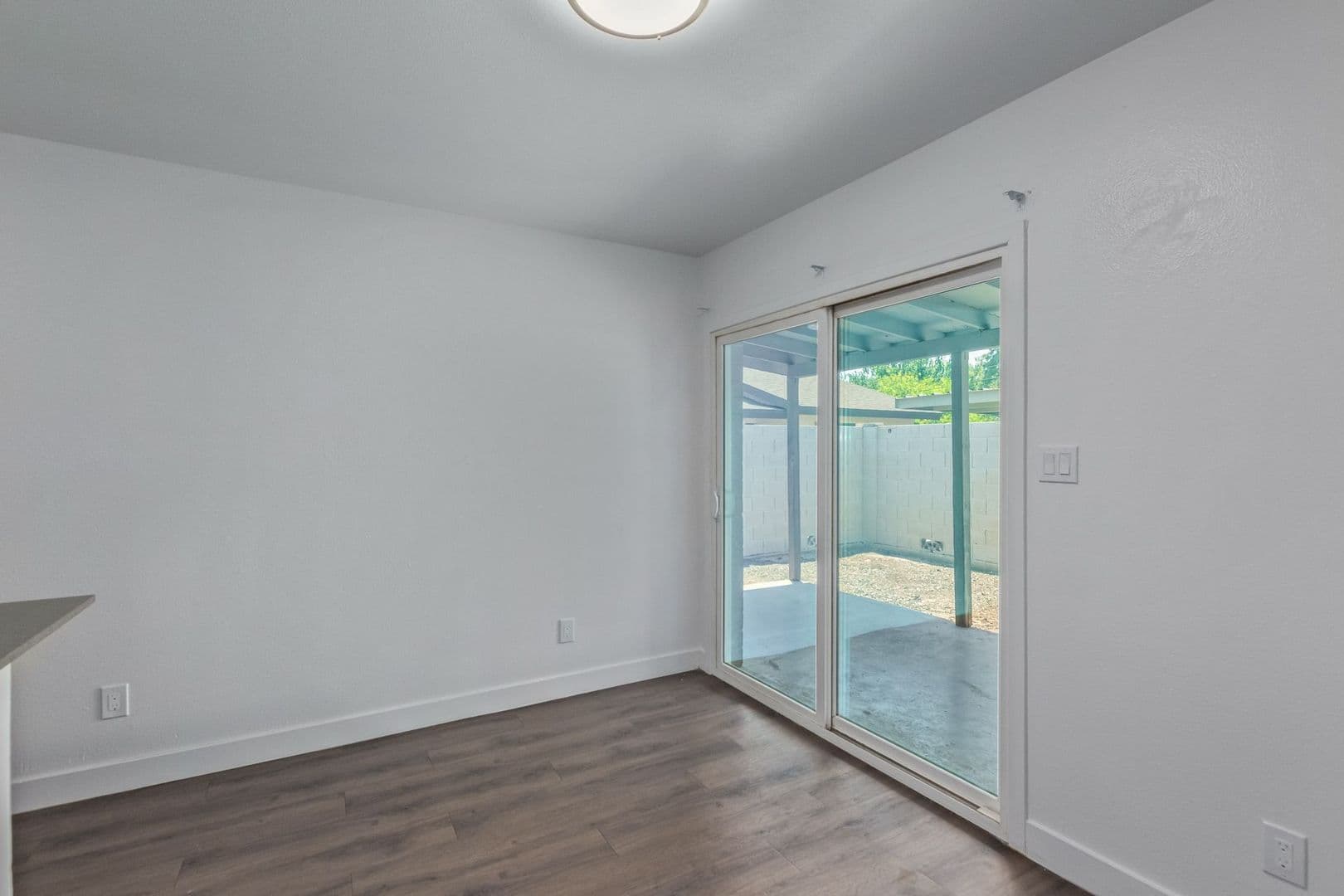 Mesa Apartment: 524 S. Stapley Drive