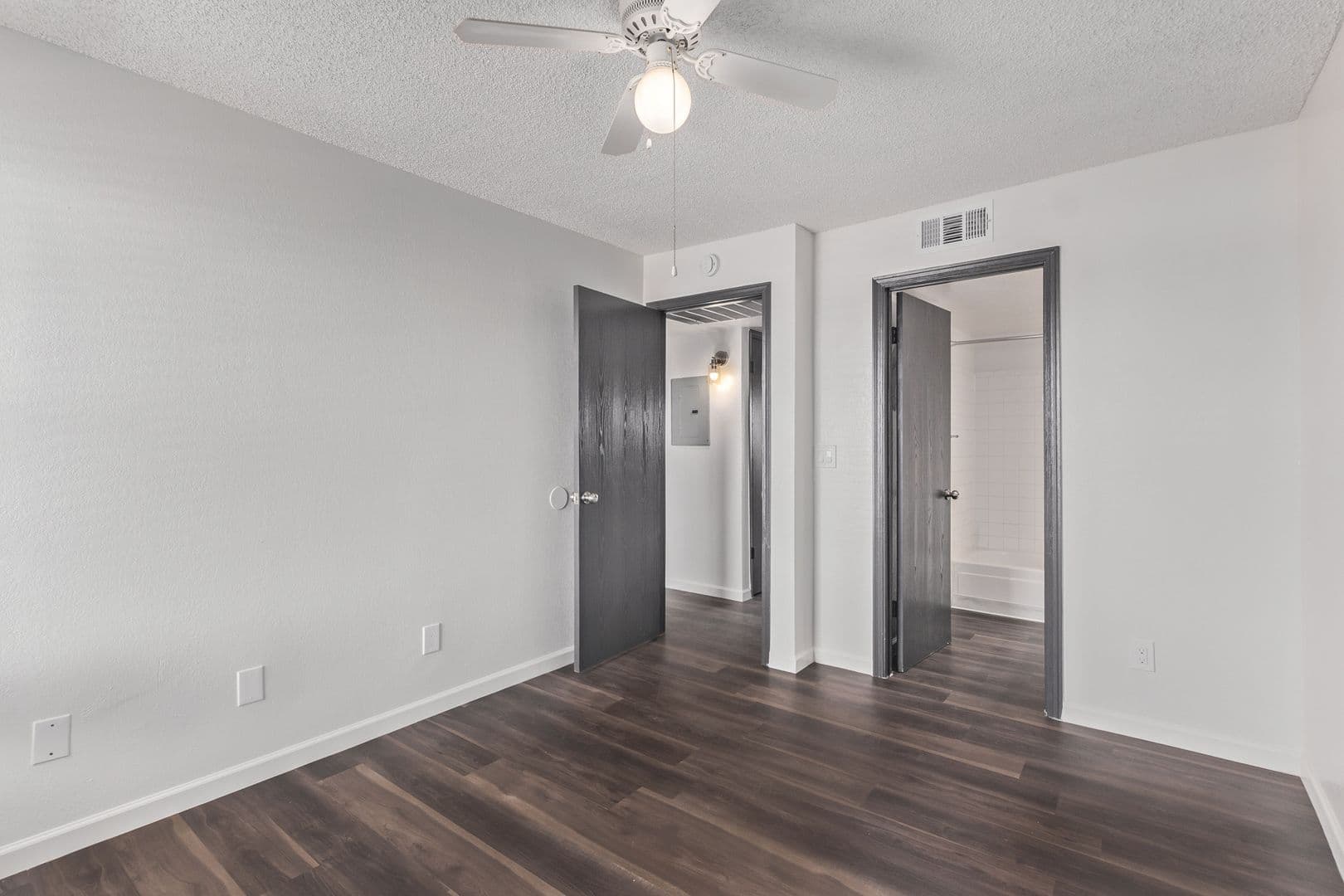 Mesa Apartment: 2020 N. Winterhaven