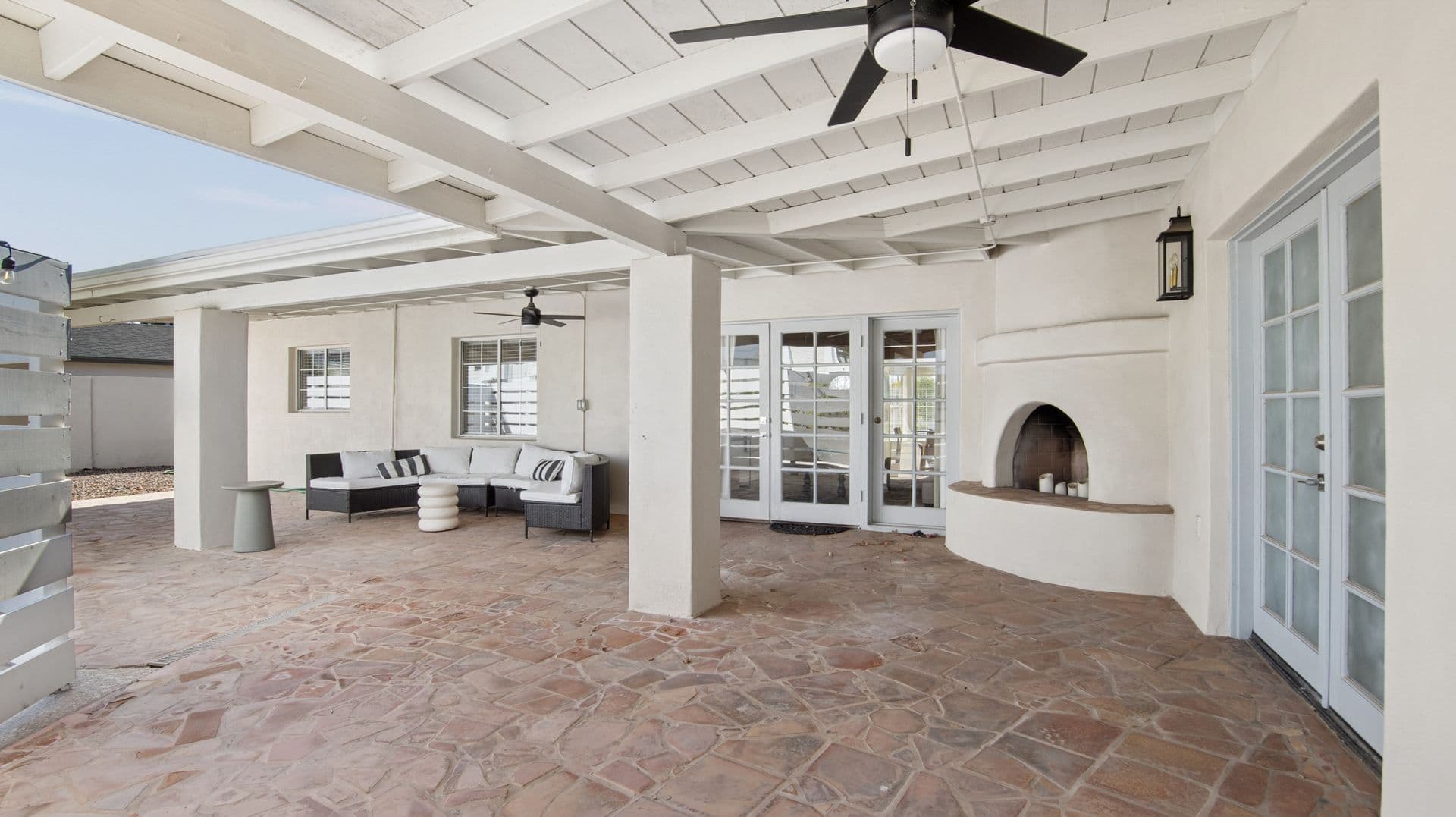 Phoenix Apartment: 2929 N. 55th Pl.