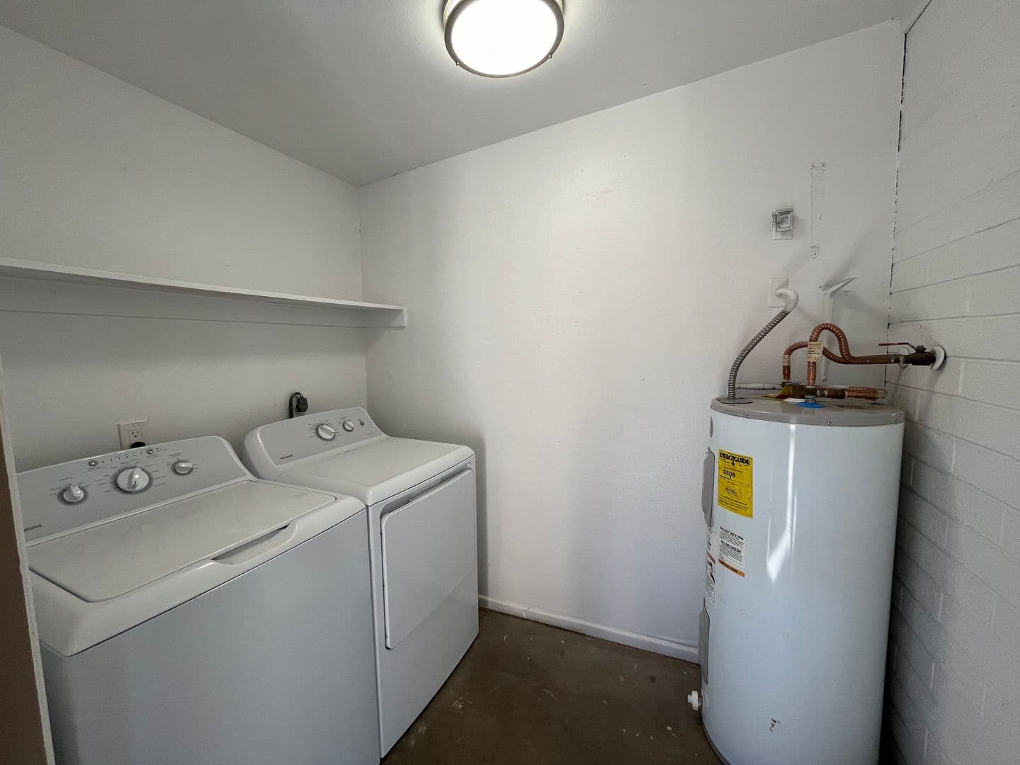 Mesa Apartment: 524 S. Stapley Drive