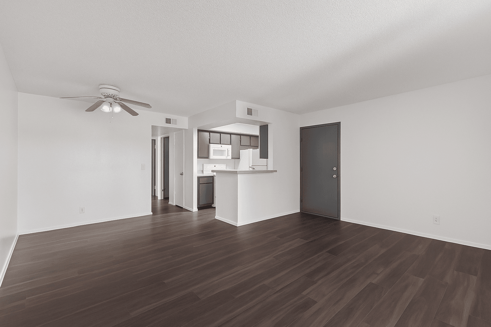 Mesa Apartment: 2020 N. Winterhaven
