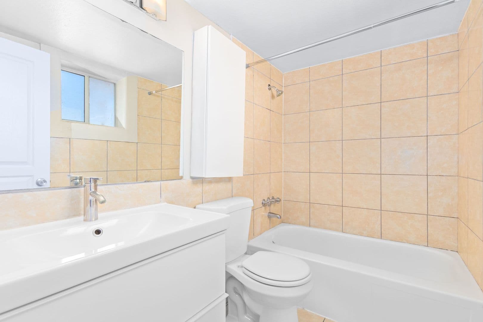 Phoenix Apartment: 608 N. 9th St.