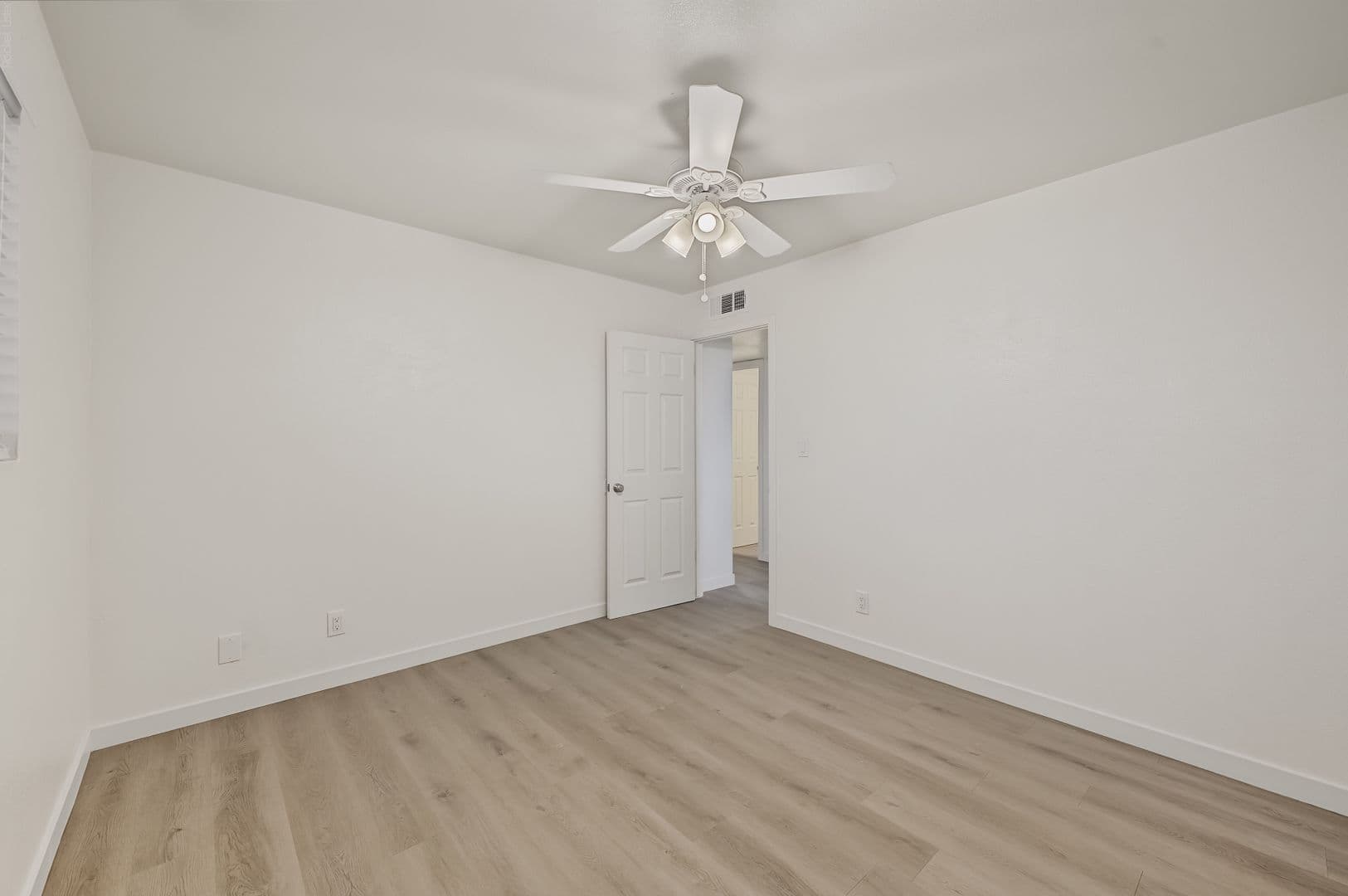 Phoenix Apartment: 3201 N. 36th St.