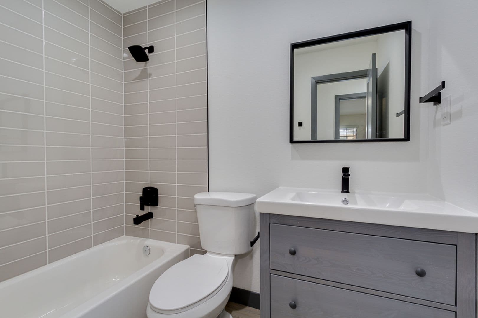 Scottsdale Apartment: 3107 N. 69th Pl. #2