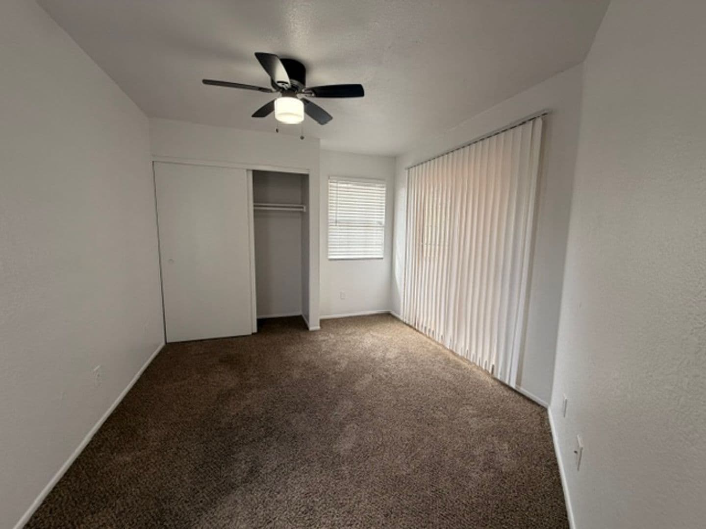 Tempe Apartment: 1370 S. Price Rd.