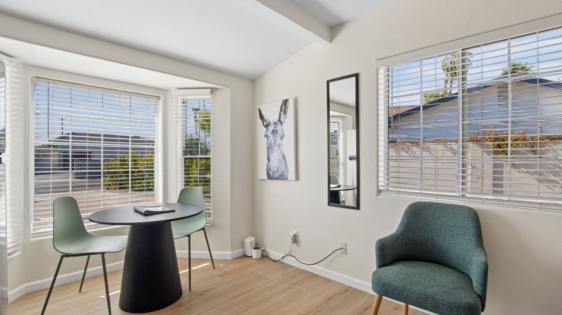 Phoenix Apartment: 2929 N. 55th Pl.