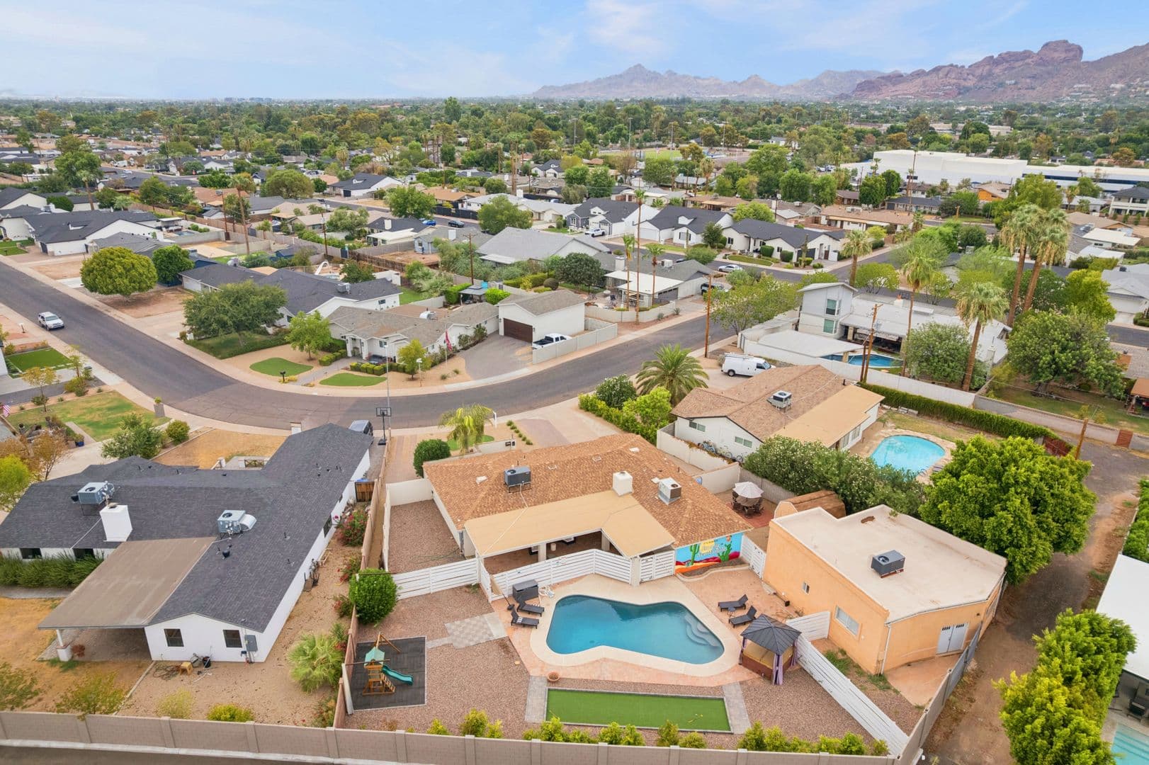 Phoenix Apartment: 2929 N. 55th Pl.