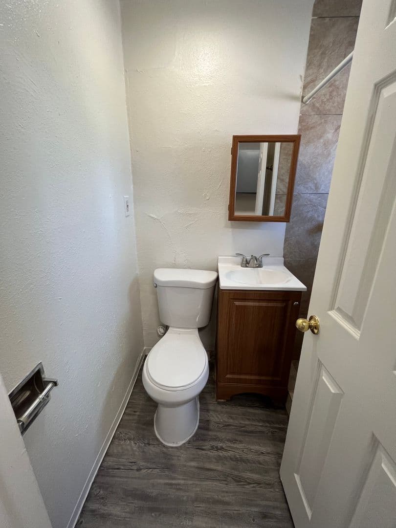 Phoenix Apartment: 1846 E. Washington St.