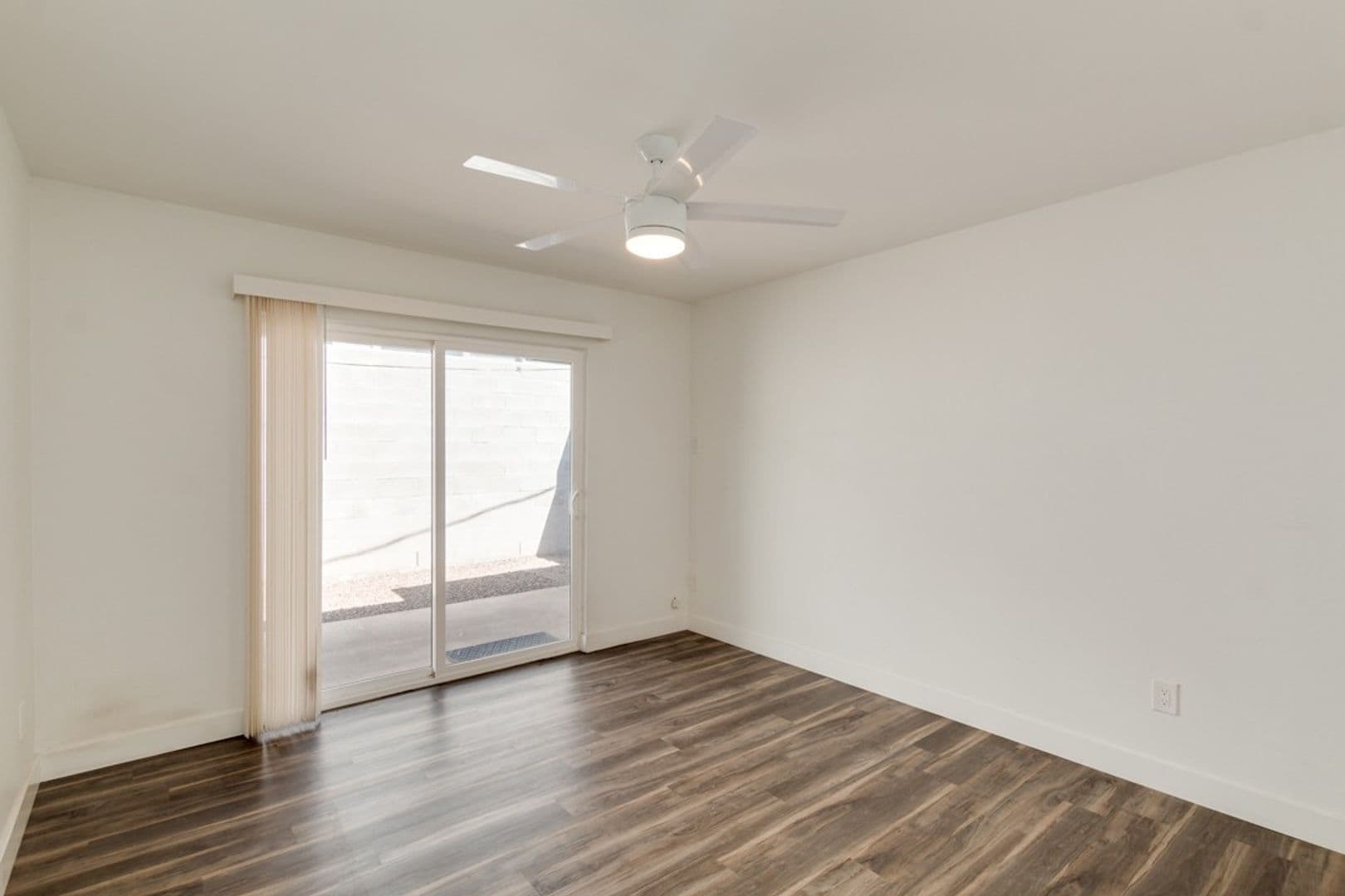 Phoenix Apartment: 3120-3130 N 39th St