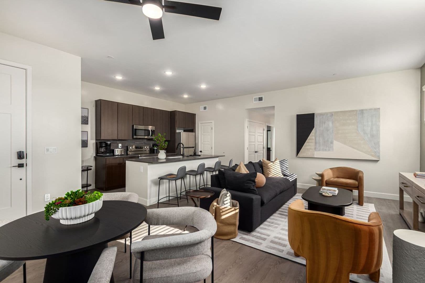 Scottsdale Apartment: 6301 E Pinnacle Vista Dr.