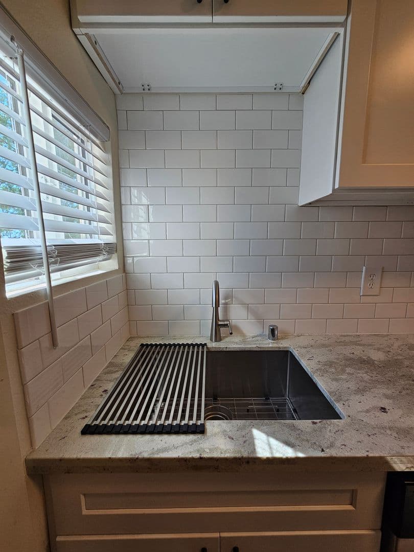 Mesa Apartment: 202-228 E. 2nd Ave.