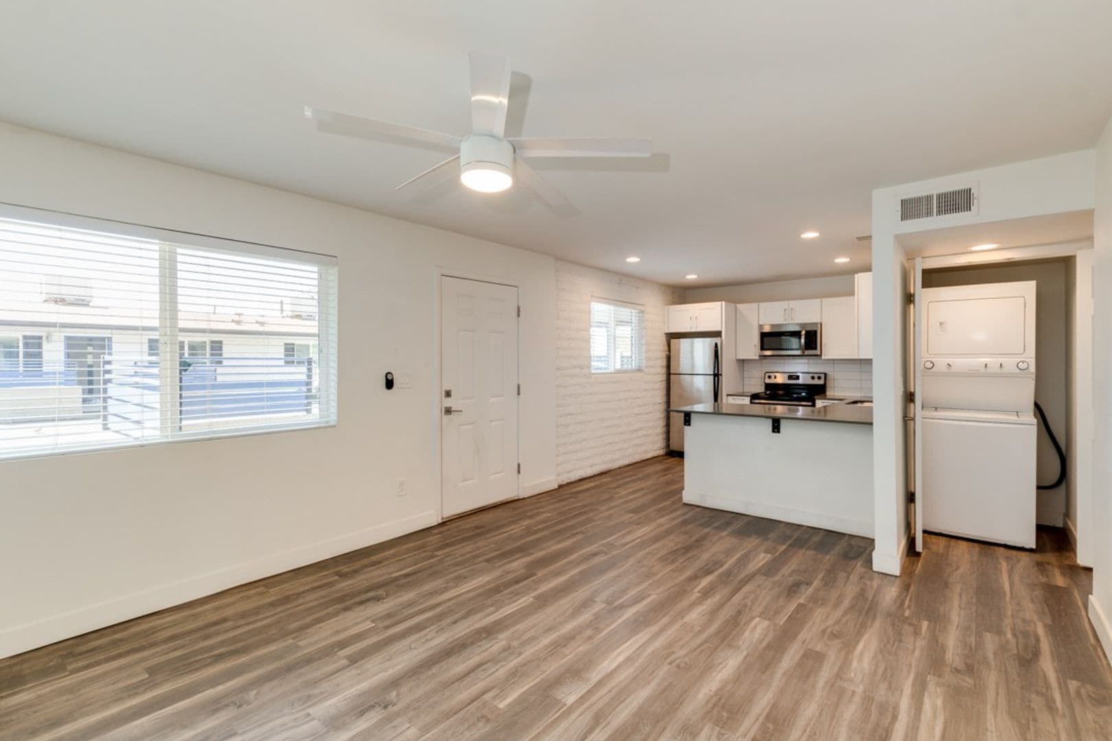 Phoenix Apartment: 3120-3130 N 39th St